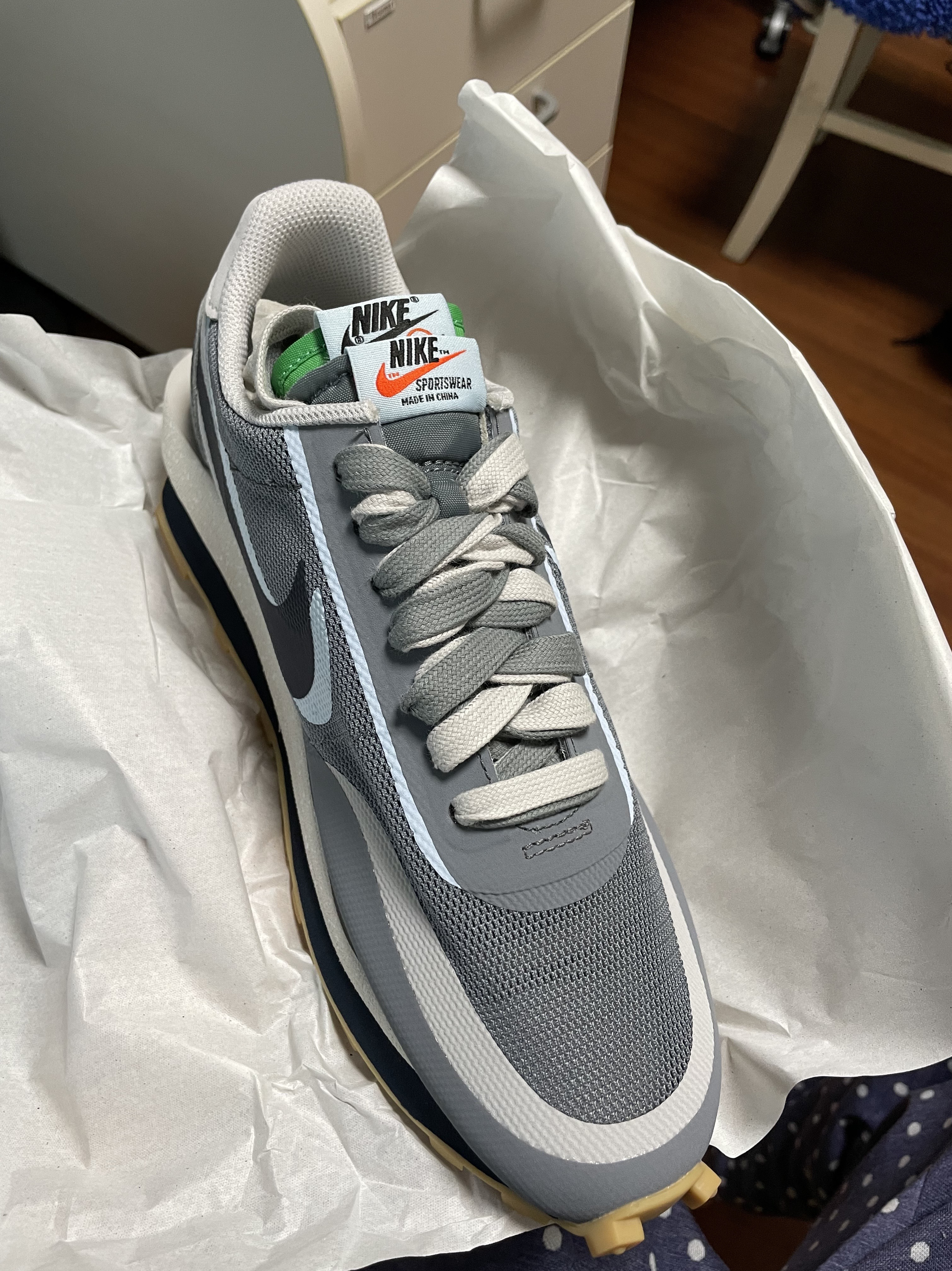 Nike x Sacai x Clot LDWaffle Cool Grey 착용 스타일 - 1