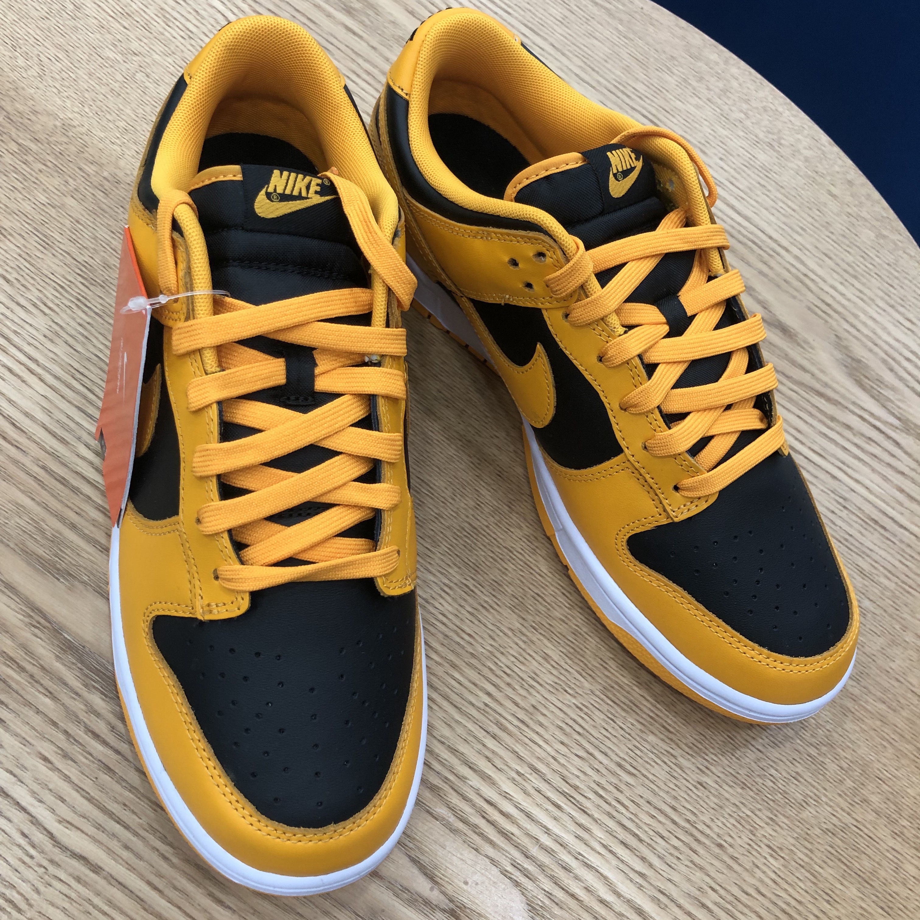 Nike Dunk Low Retro Championship Goldenrod 착용 스타일