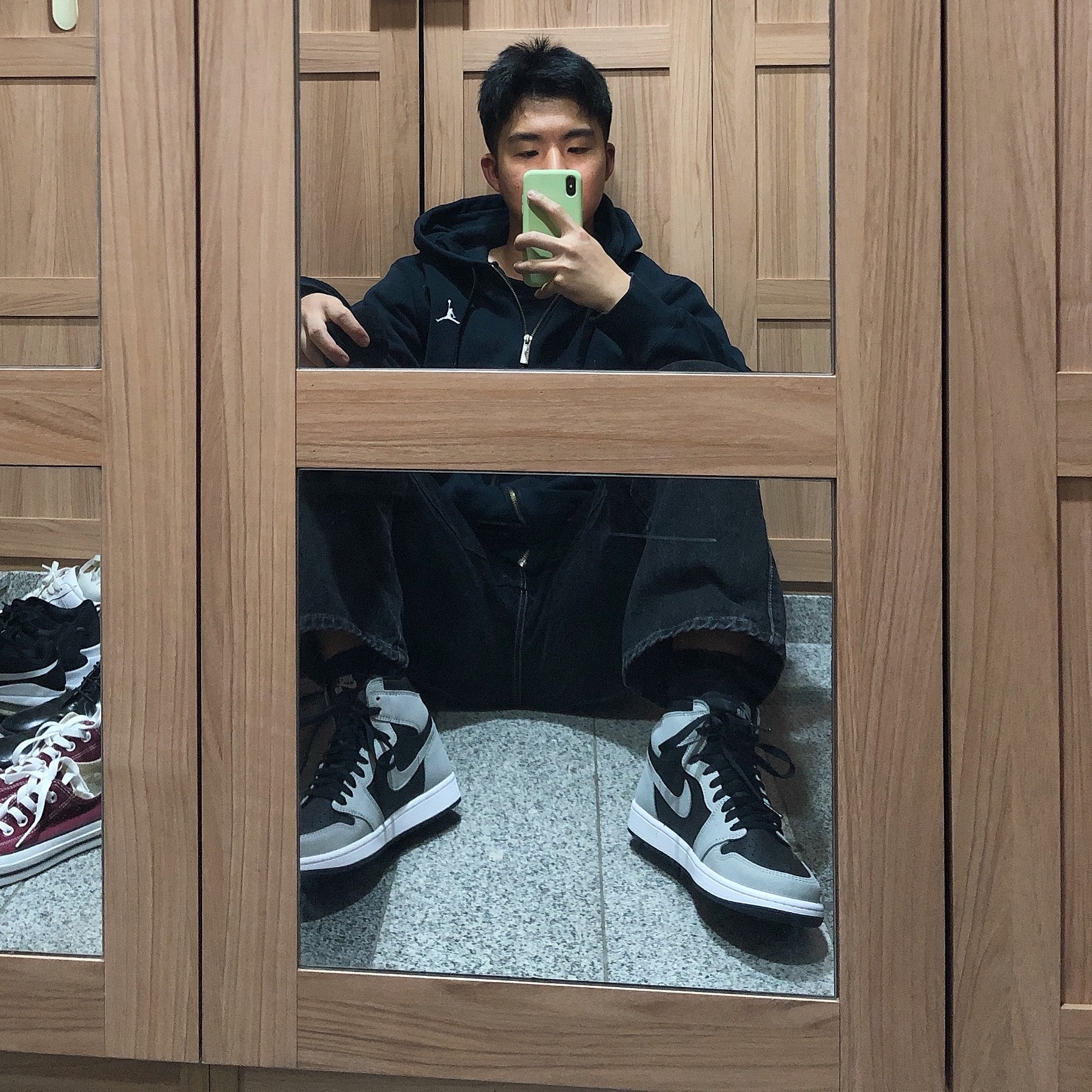 Jordan 1 Retro High OG Shadow 2.0, (GS) Jordan 1 Retro High OG Shadow 2.0 착용 스타일 - 4