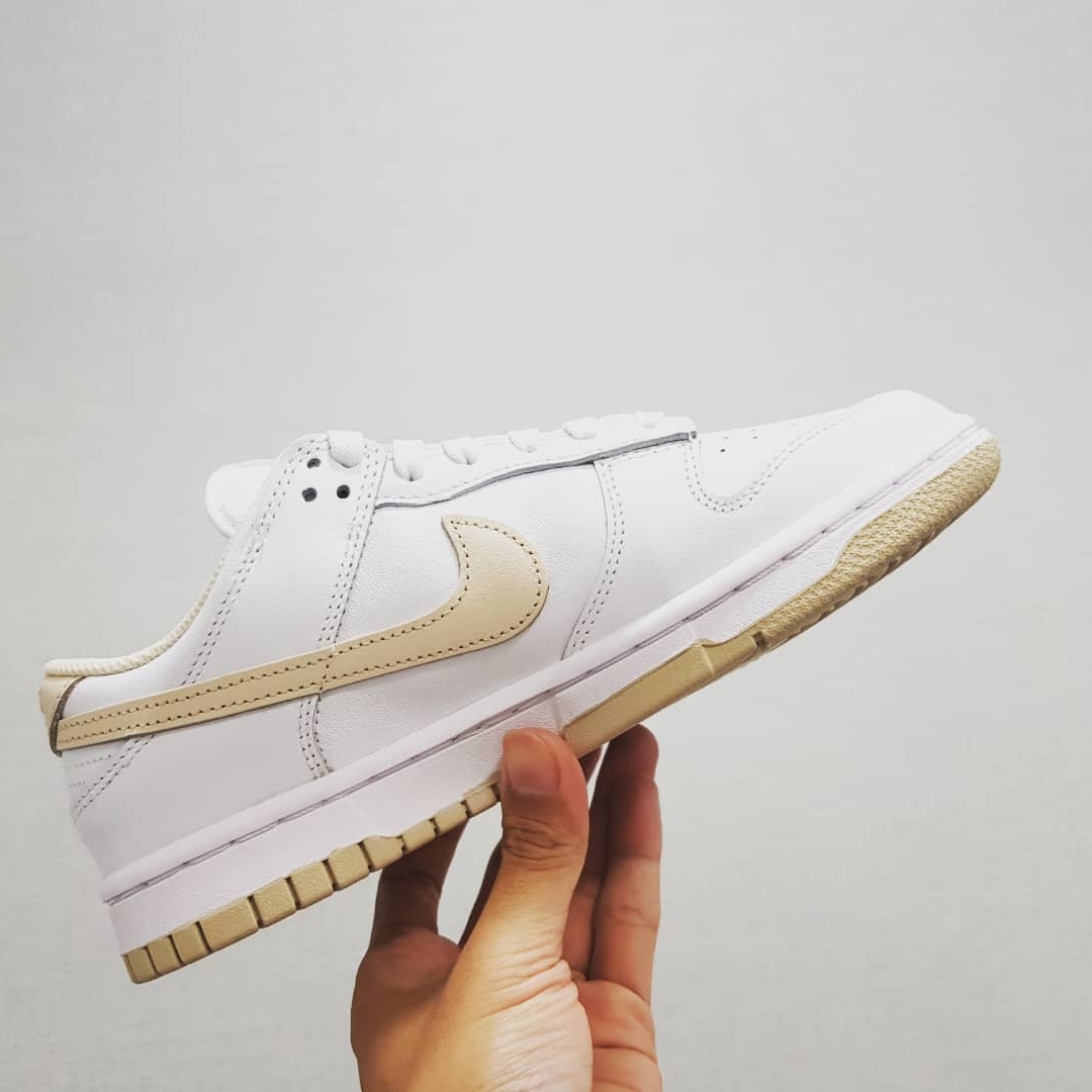 (W) Nike Dunk Low Pearl White 착용 스타일 - 2