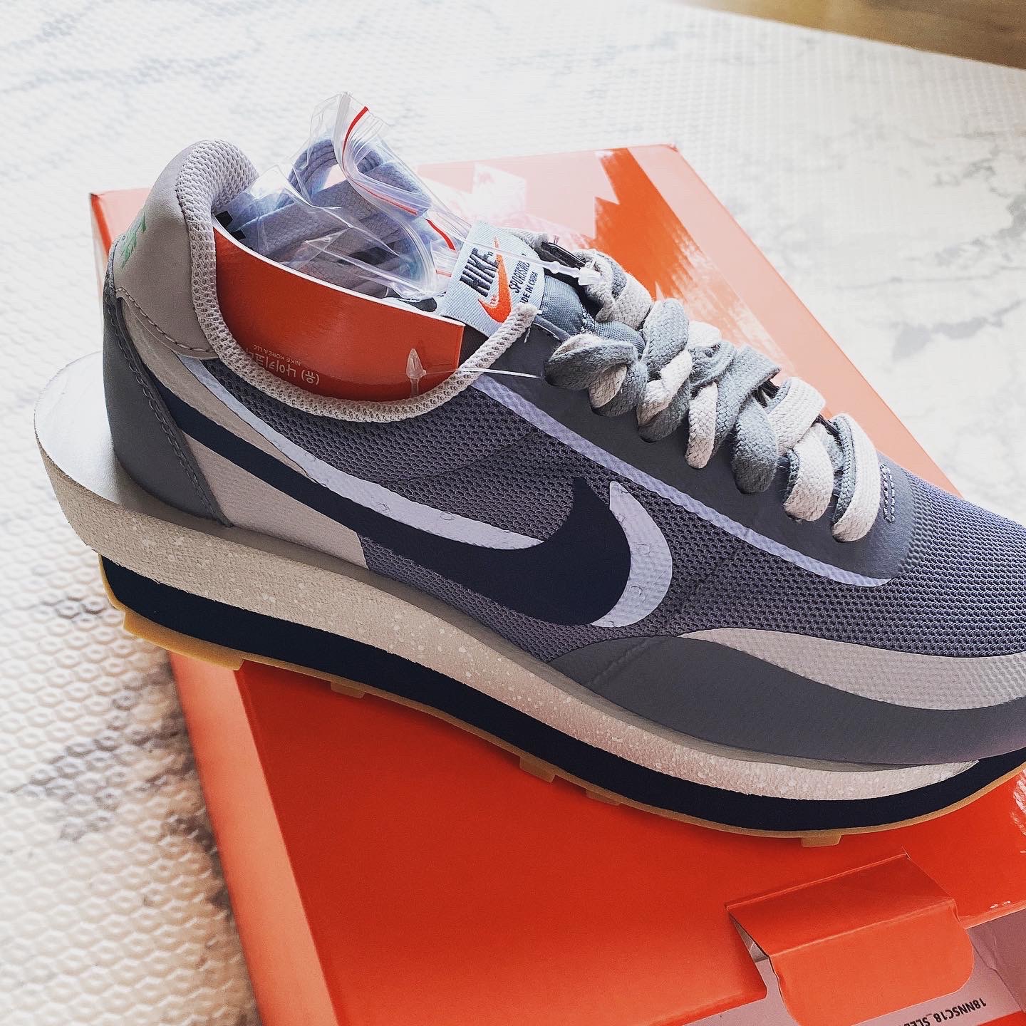 Nike x Sacai x Clot LDWaffle Cool Grey 착용 스타일