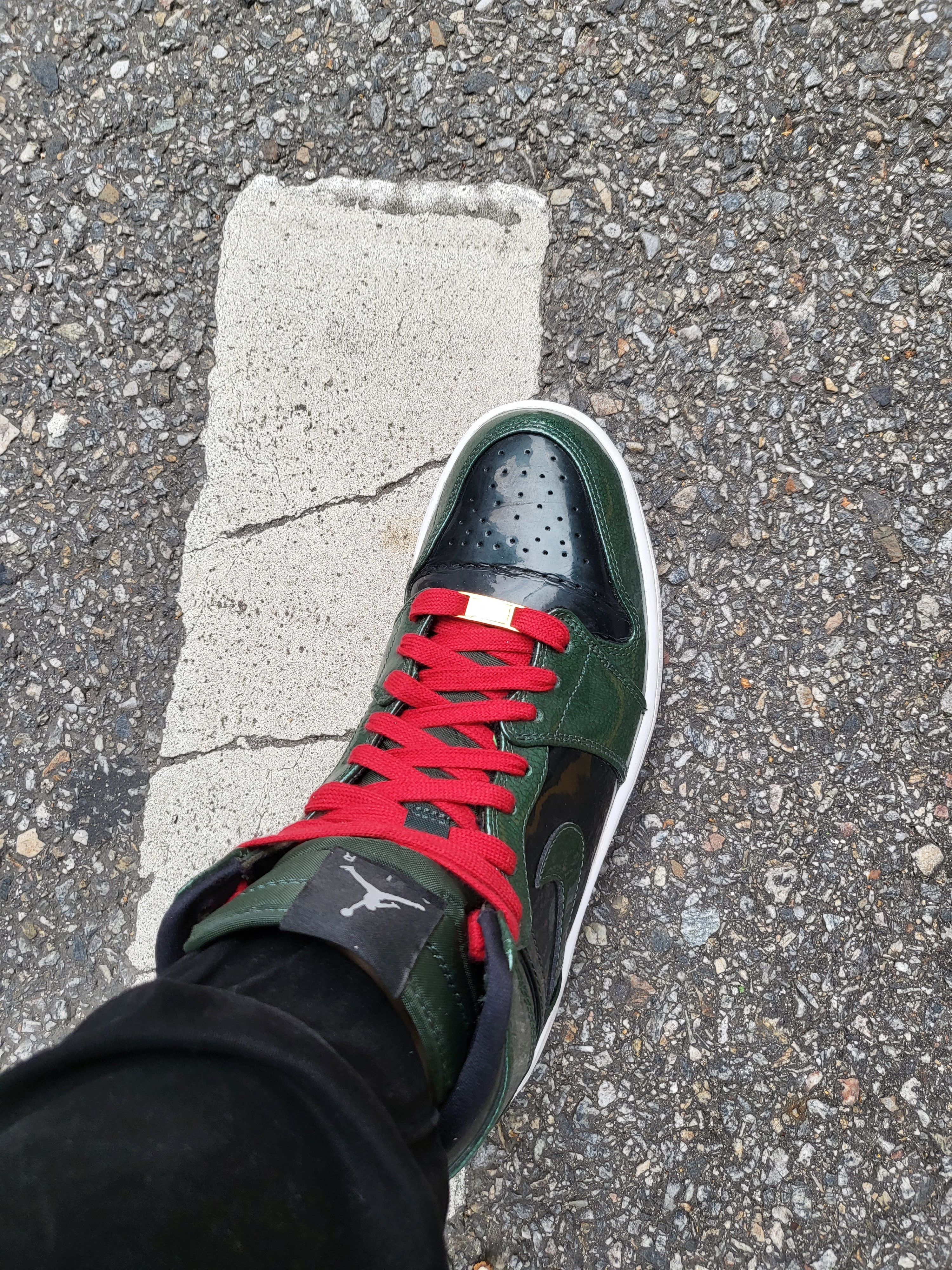 Jordan 1 Retro Grove Green 착용 스타일 - 2