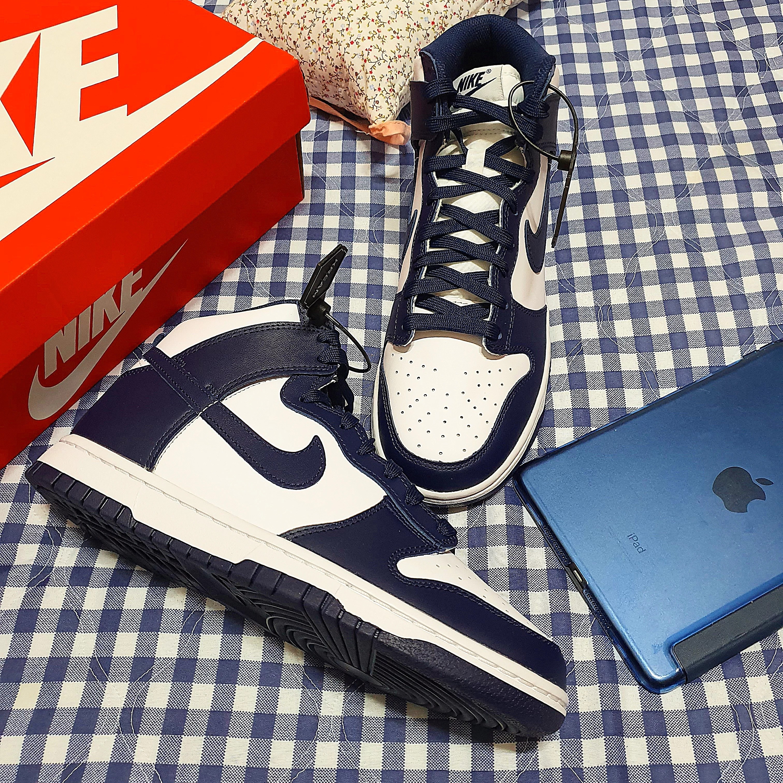 Nike Dunk High Retro Championship Navy 착용 스타일