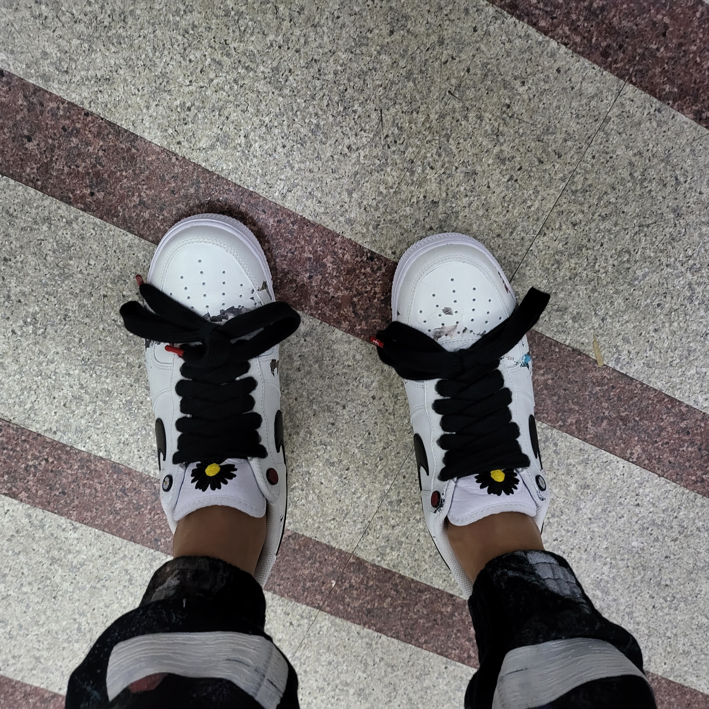 Nike x Peaceminusone Air Force 1 Low Para-Noise 2.0 착용 스타일
