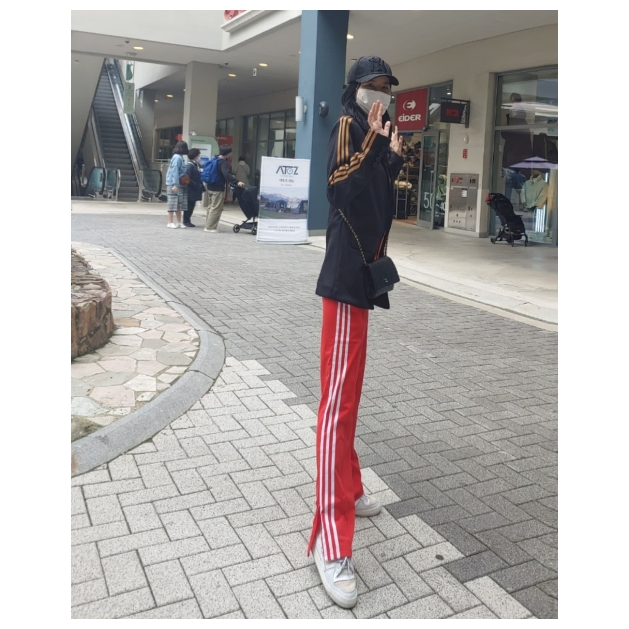 (W) Jordan 14 x Aleali May Retro Low SP Fortune, Adidas x Beyonce Ivy Park Forum Mid Alumina 착용 스타일 - 3