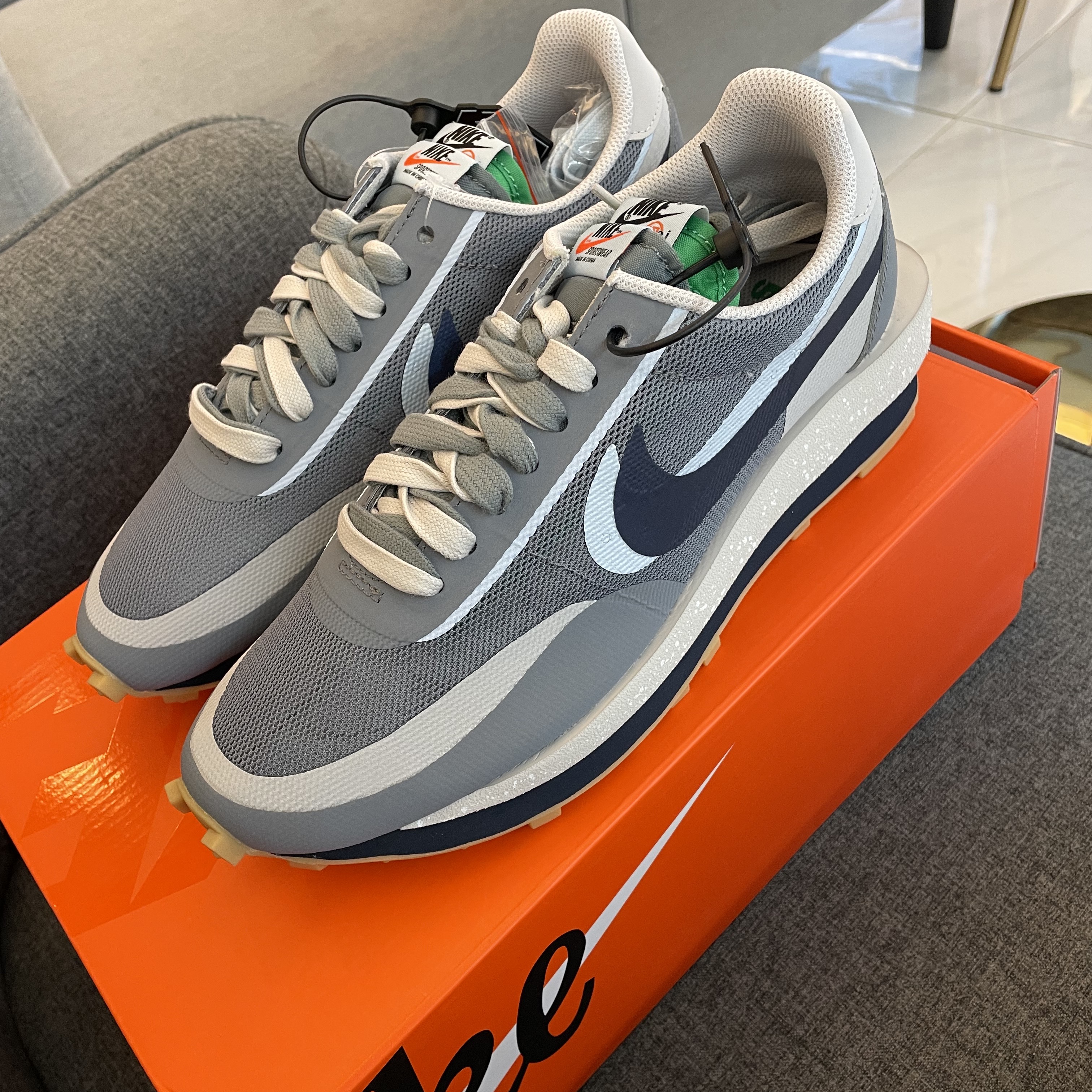 Nike x Sacai x Clot LDWaffle Cool Grey 착용 스타일 - 1