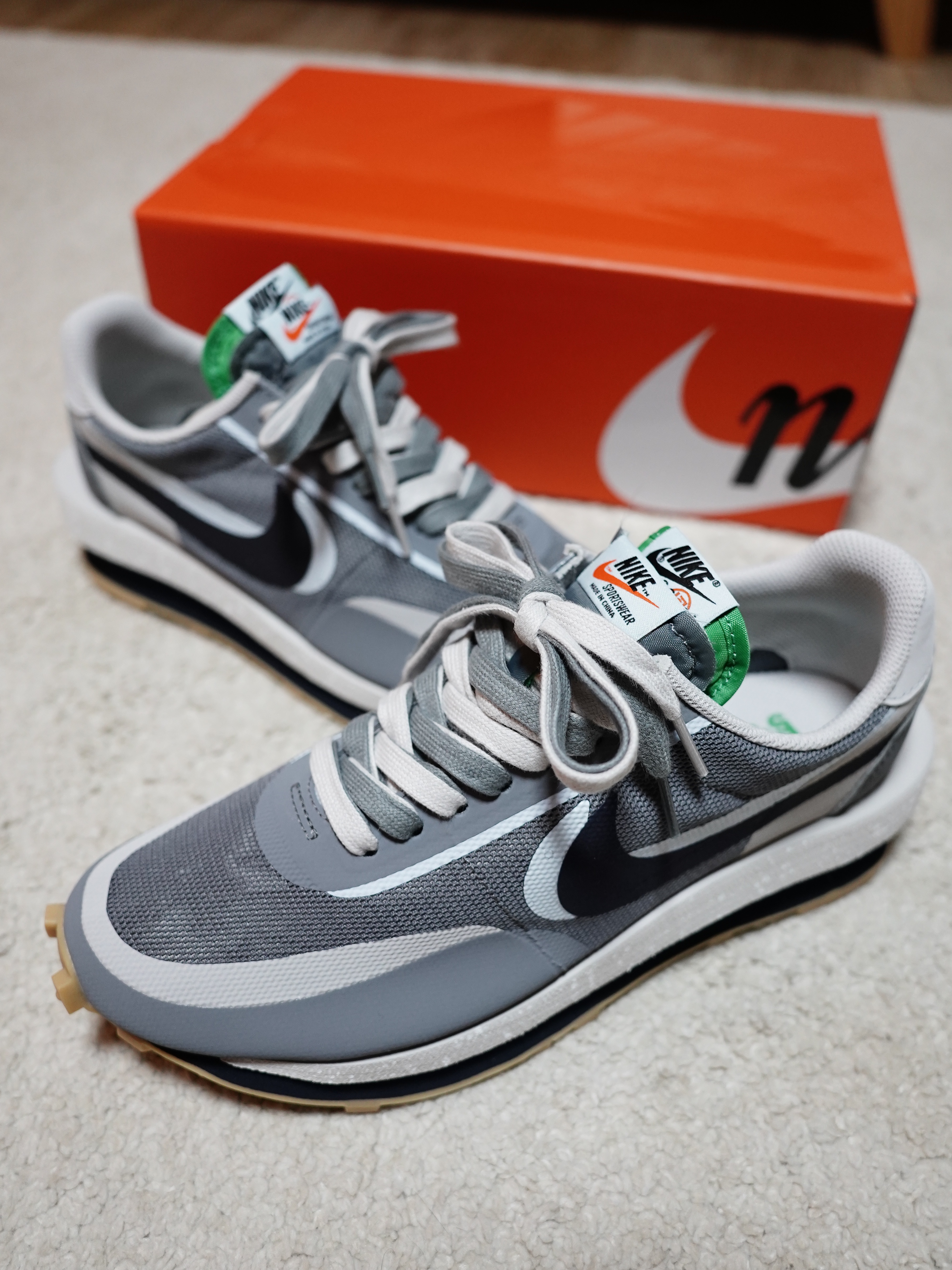 Nike x Sacai x Clot LDWaffle Cool Grey 착용 스타일 - 1