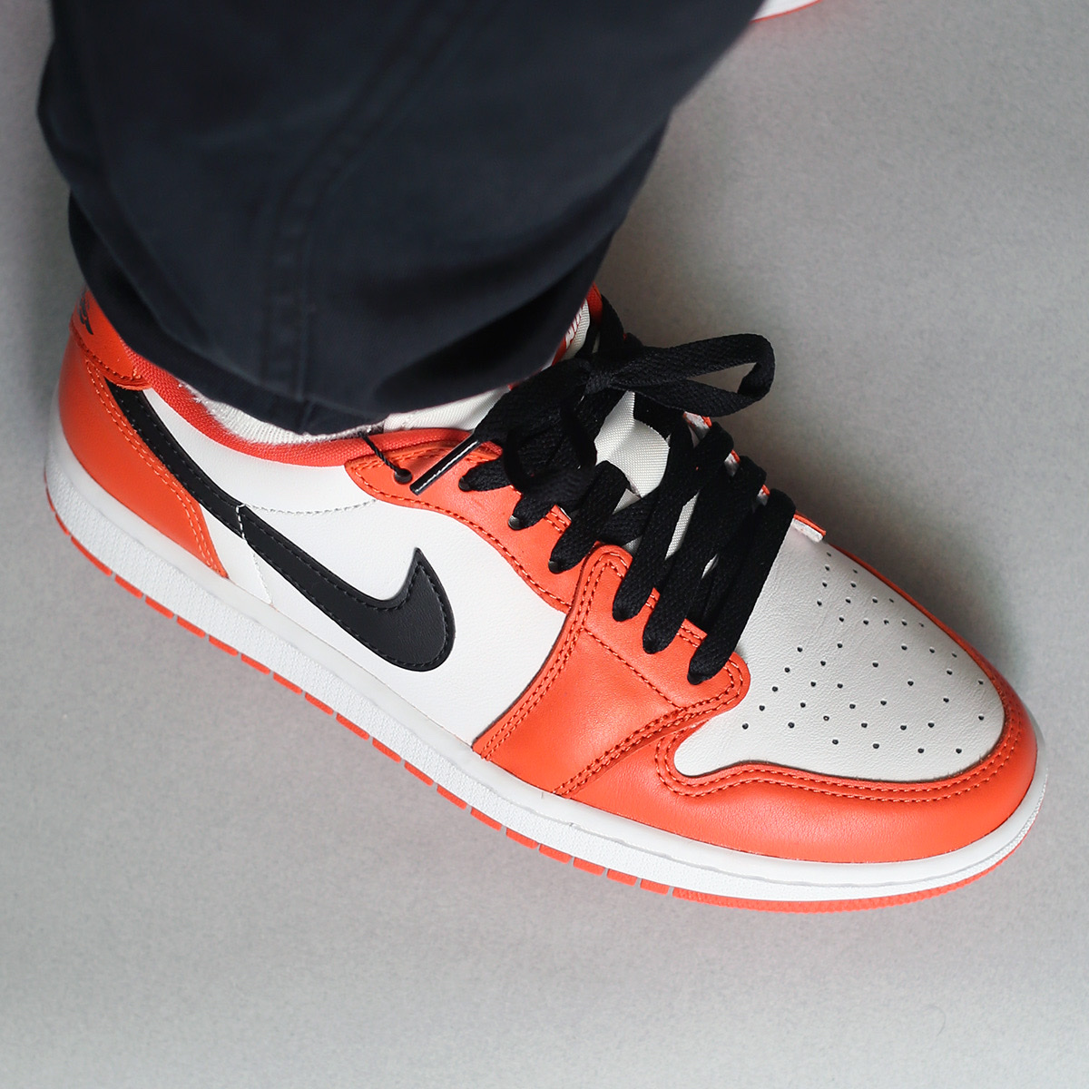 Jordan 1 Low OG Starfish, (W) Jordan 1 Low OG Starfish 착용 스타일 - 3