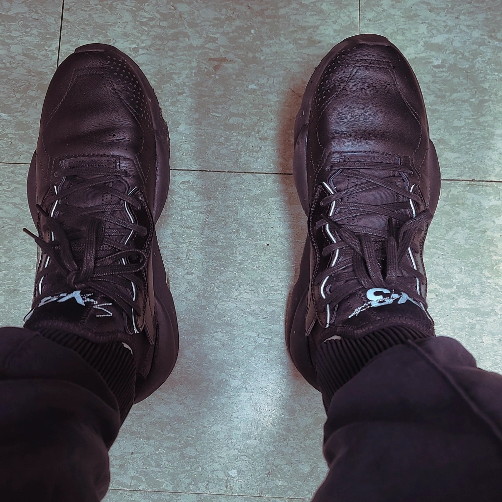 Y-3 Kaiwa Core Black 착용 스타일