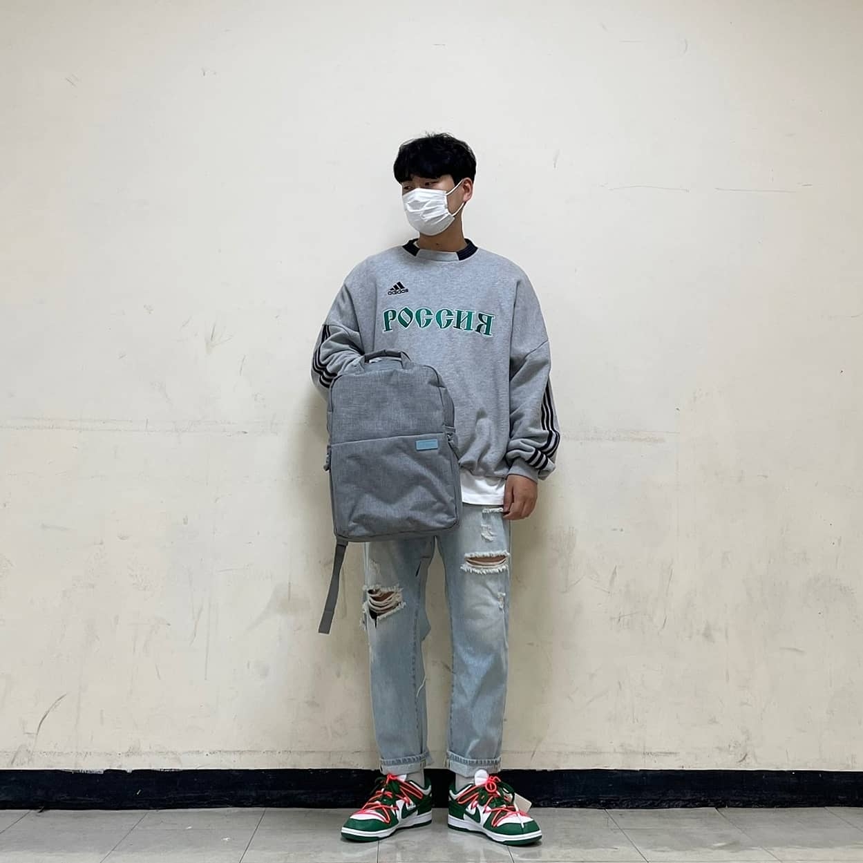 Nike x Off-White Dunk Low Pine Green 착용 스타일 - 2