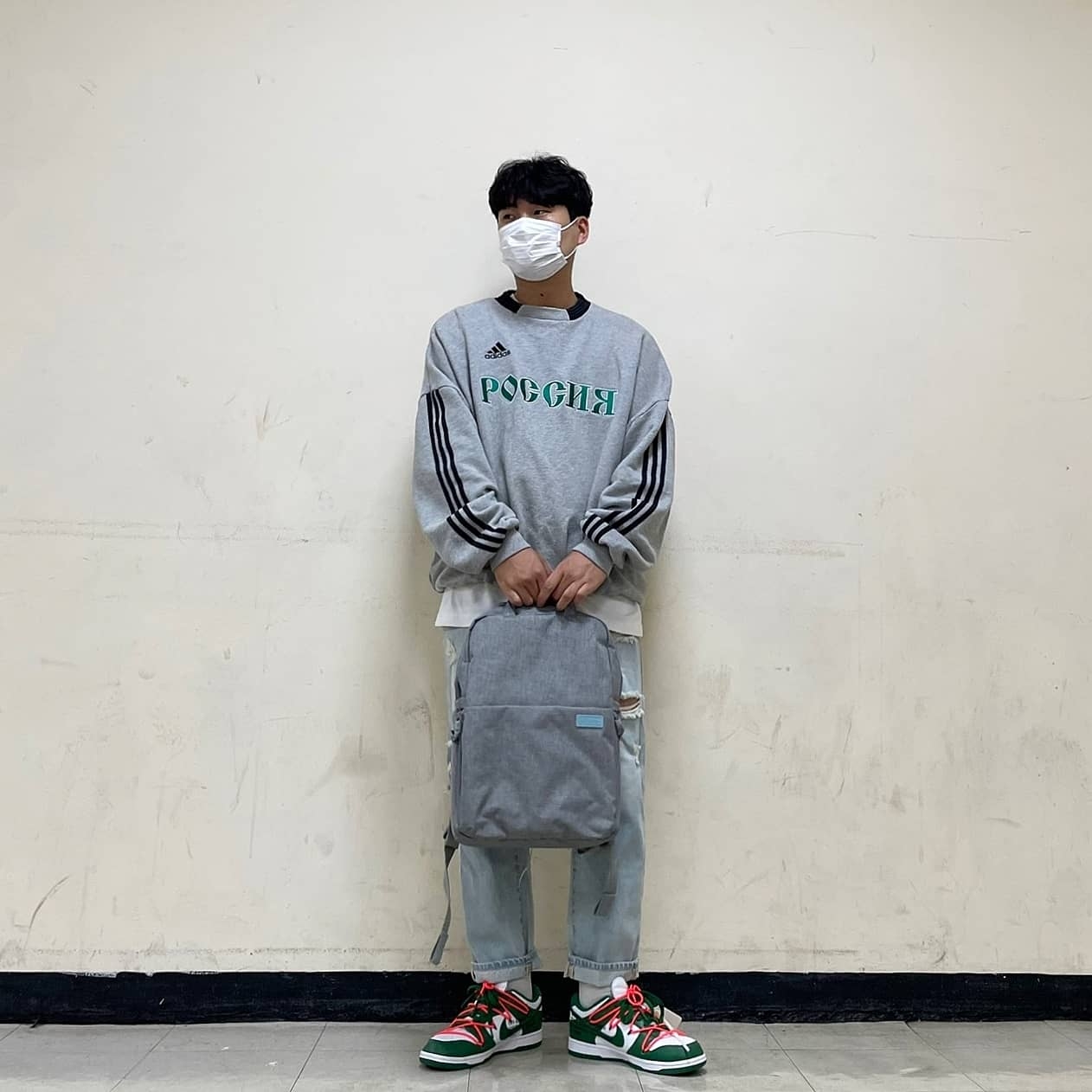 Nike x Off-White Dunk Low Pine Green 착용 스타일 - 1