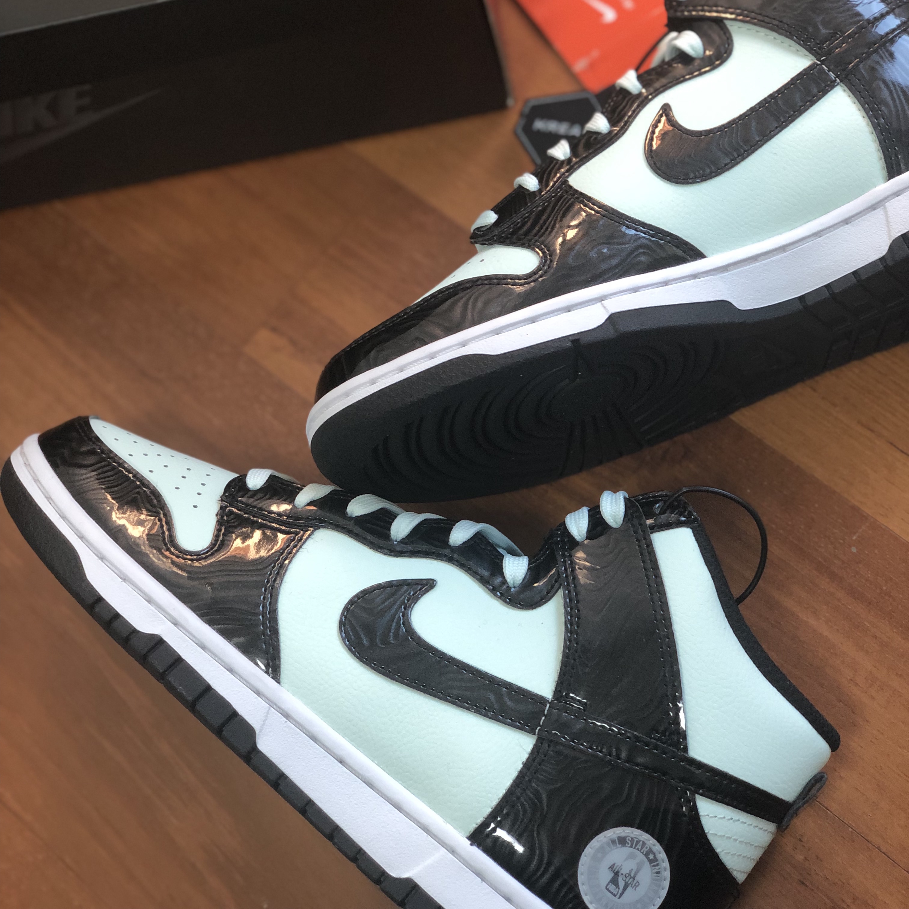 Nike Dunk High Barely Green, (GS) Nike Dunk High Barely Green 착용 스타일 - 3