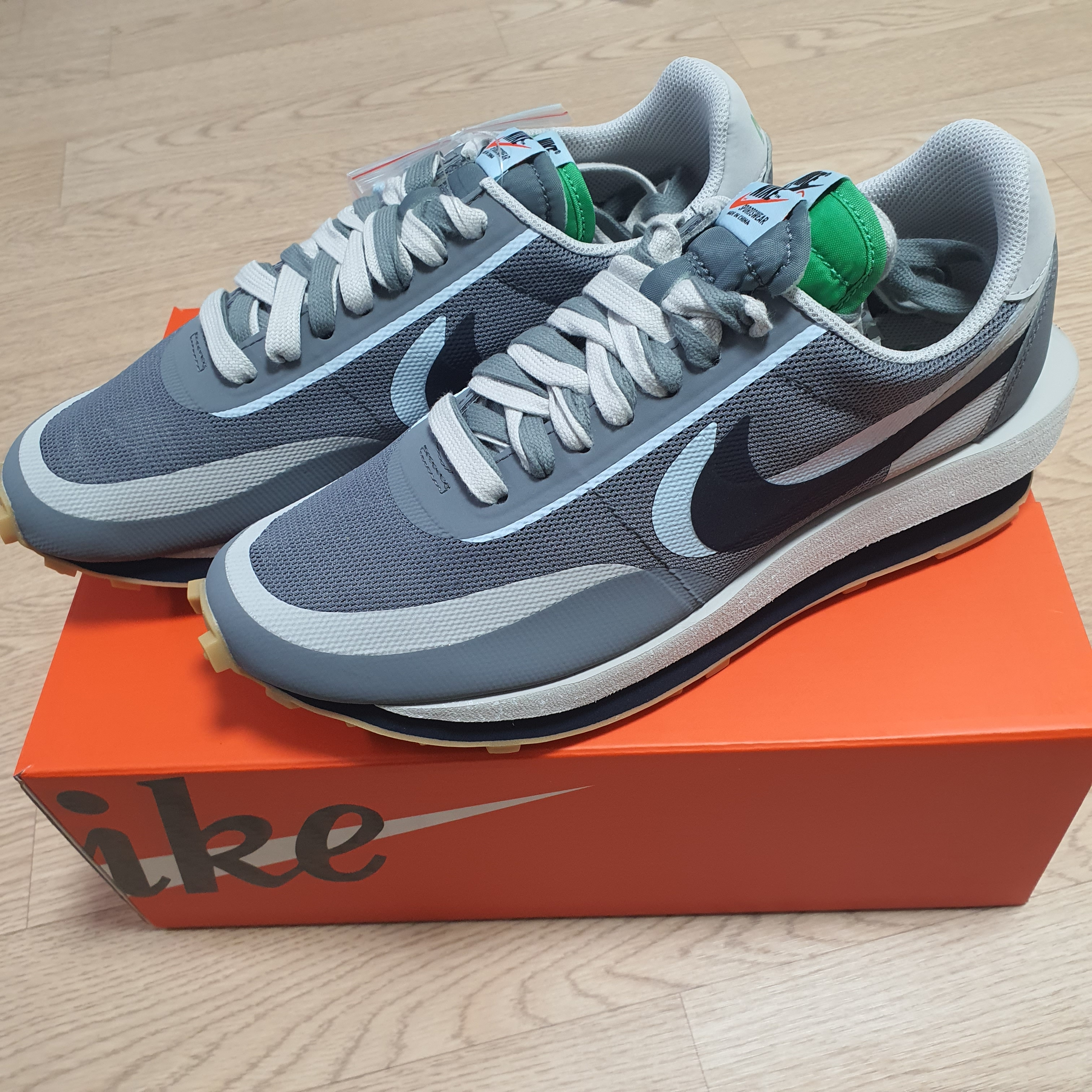 Nike x Sacai x Clot LDWaffle Cool Grey 착용 스타일 - 1
