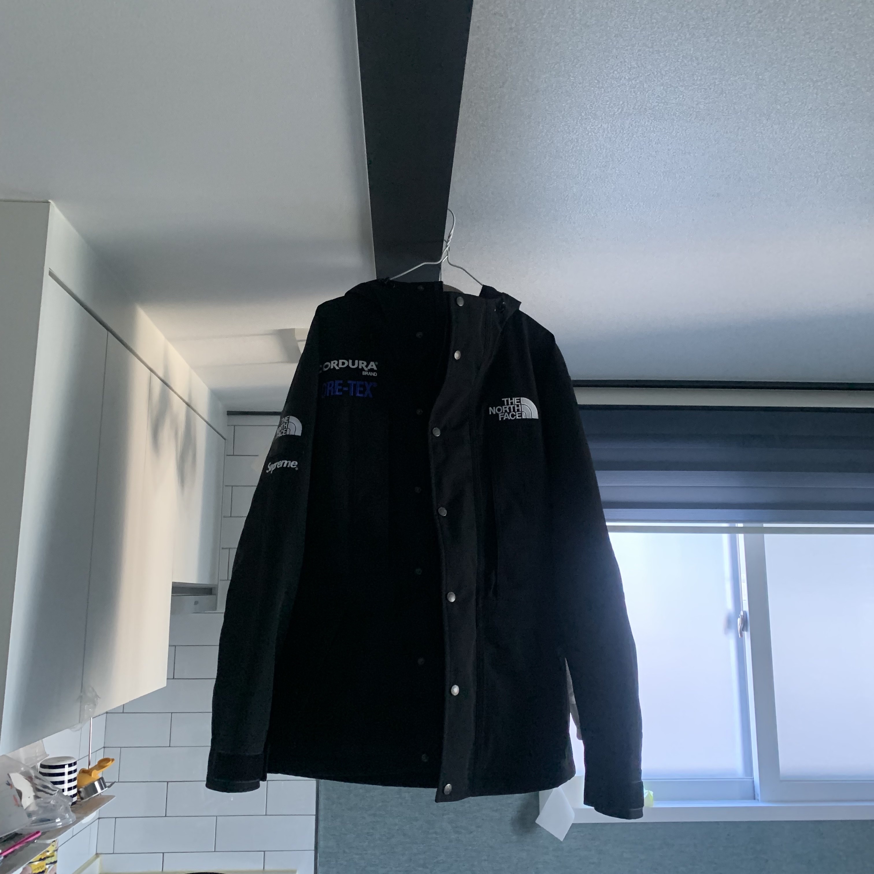 Supreme x The North Face Expedition Jacket Black - 18FW 착용 스타일
