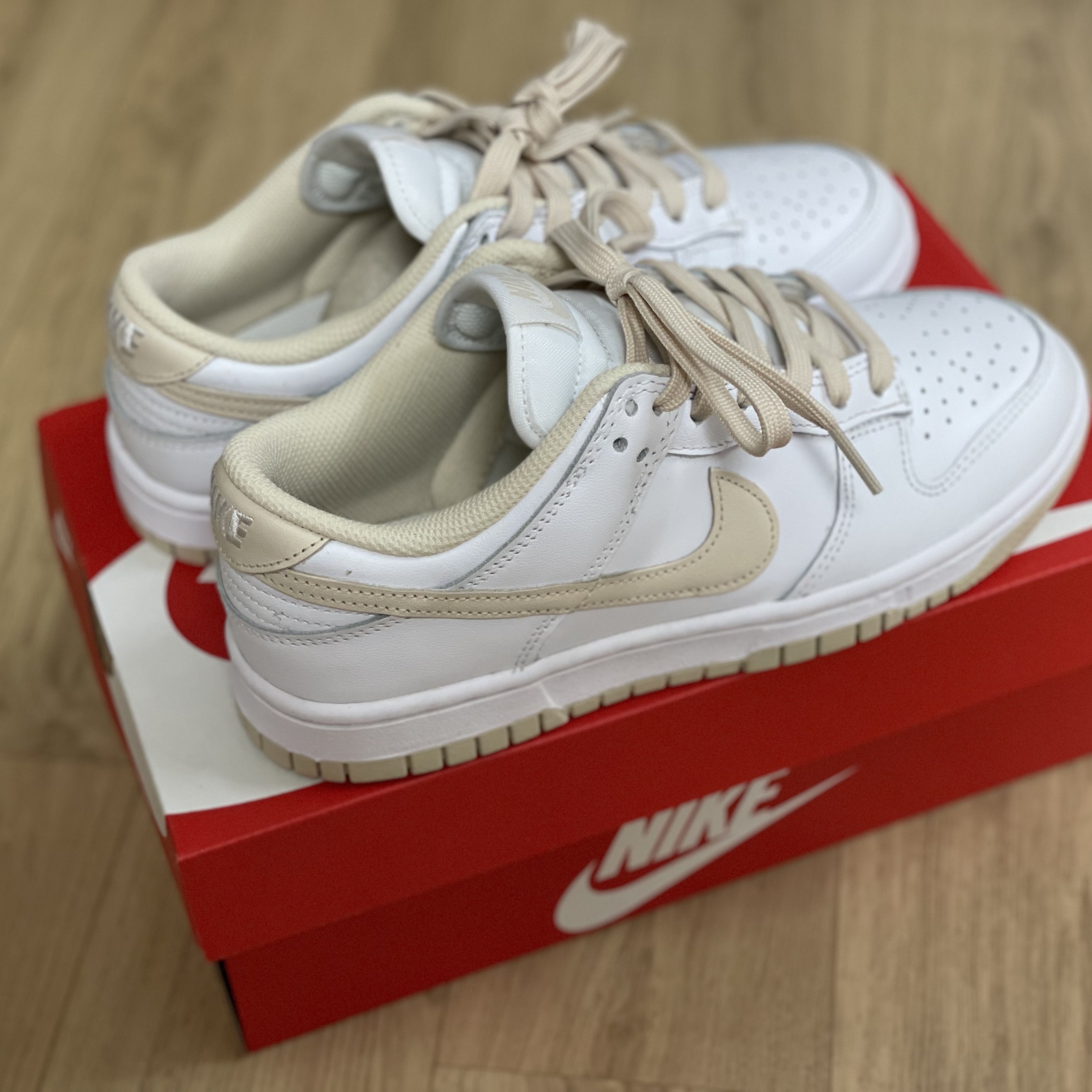(W) Nike Dunk Low Pearl White 착용 스타일 - 2