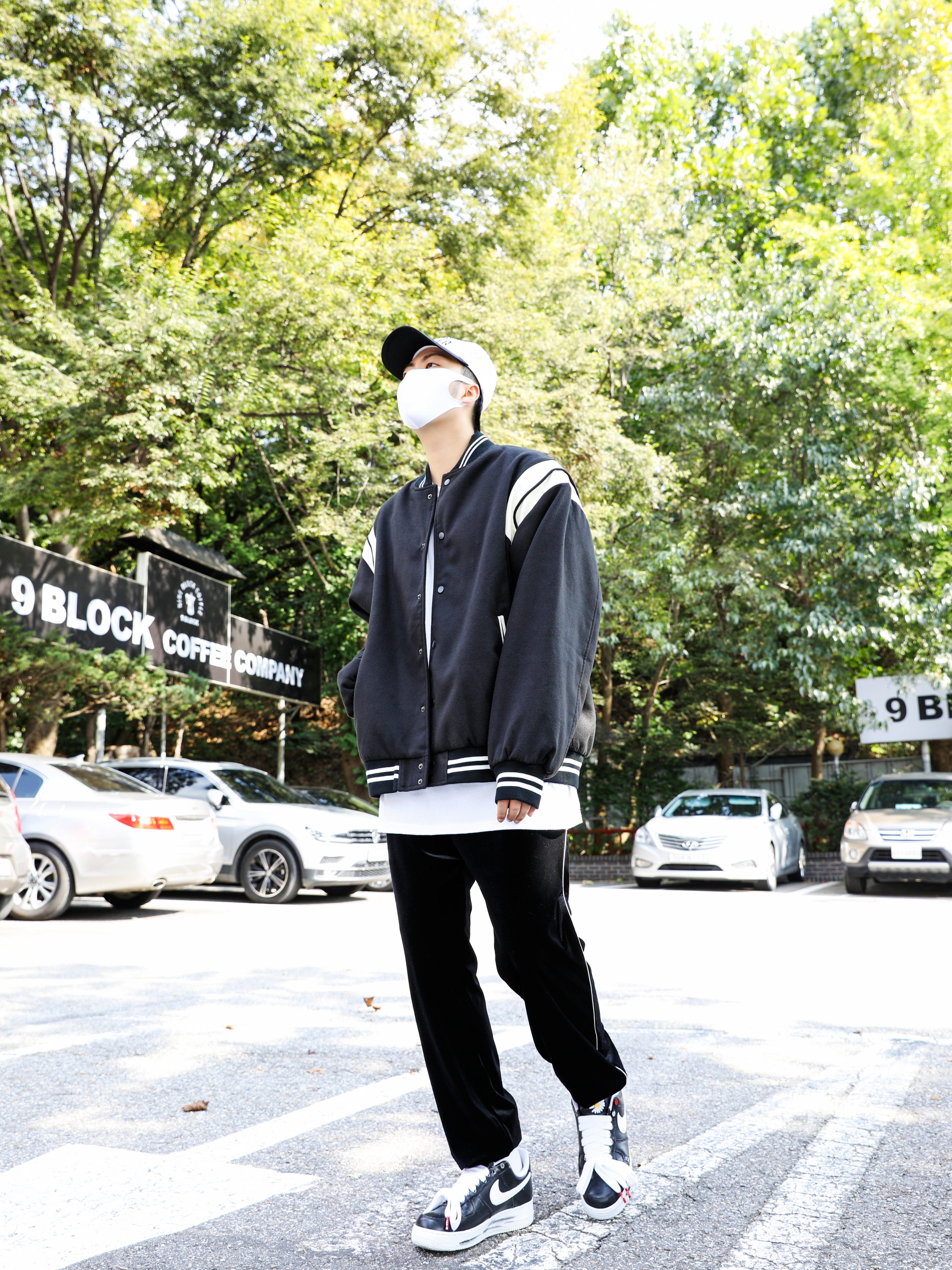 Nike x Peaceminusone Air Force 1 Low Para-Noise 착용 스타일 - 2