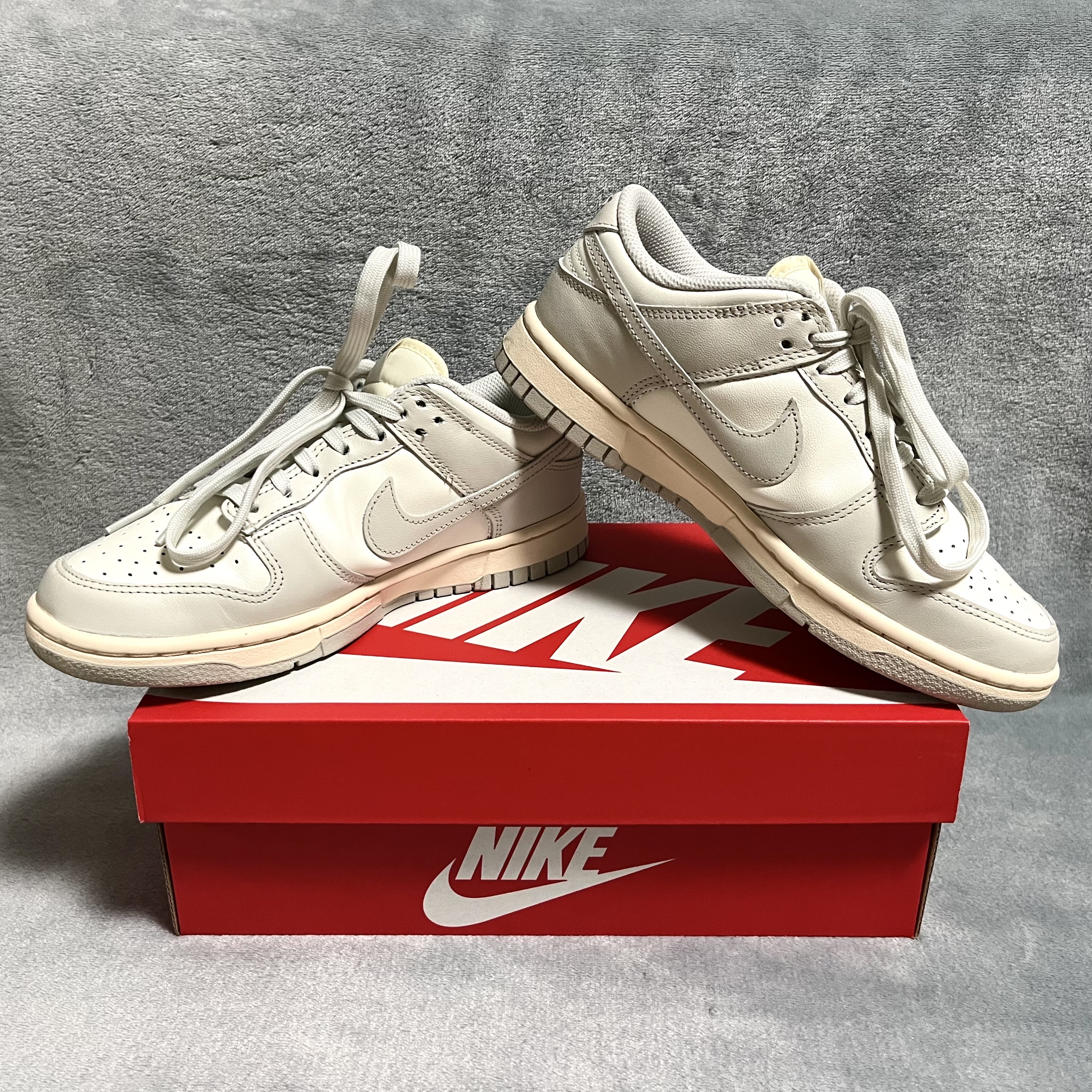 (W) Nike Dunk Low Light Bone 착용 스타일 - 3