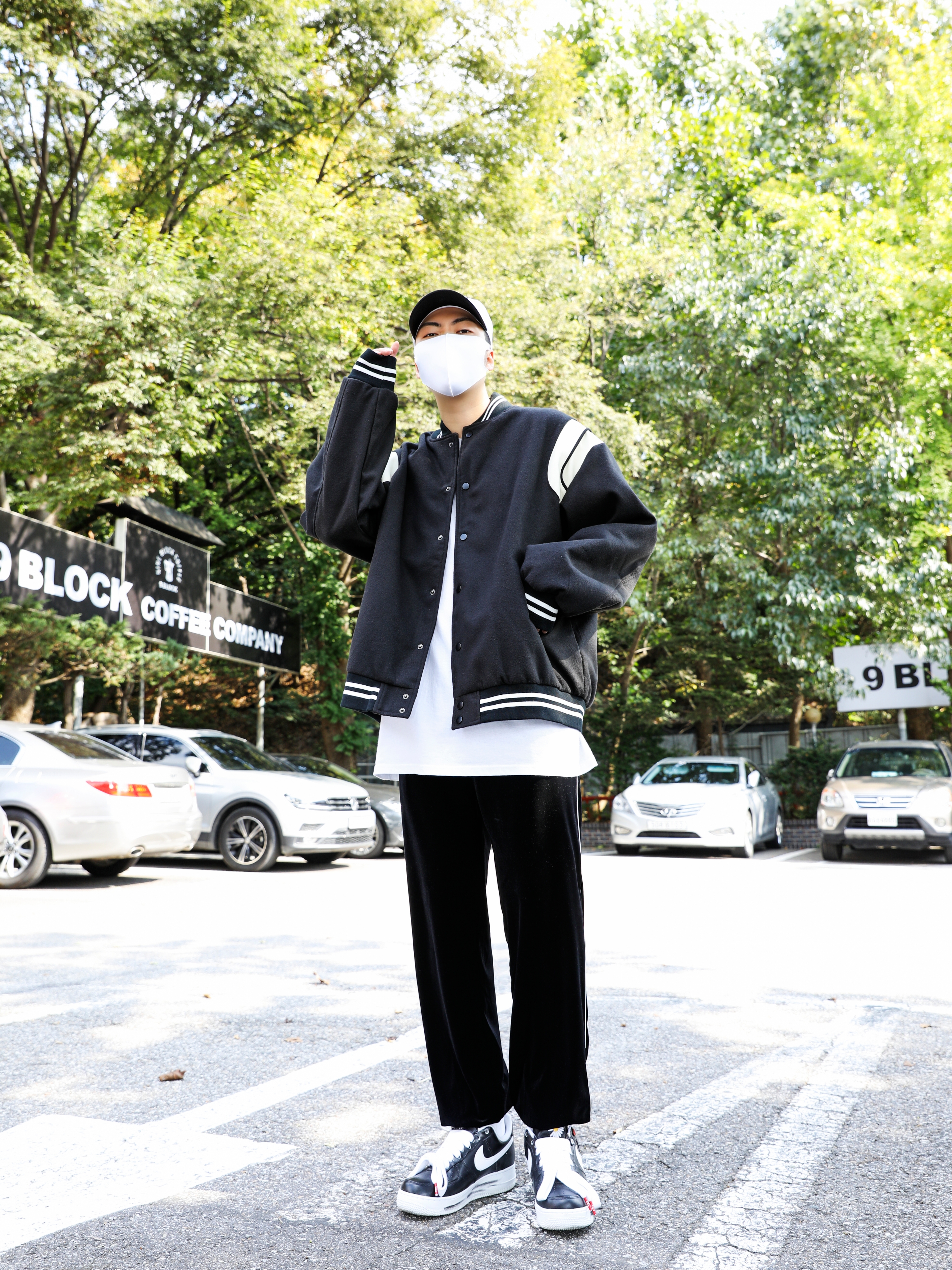 Nike x Peaceminusone Air Force 1 Low Para-Noise 착용 스타일 - 1