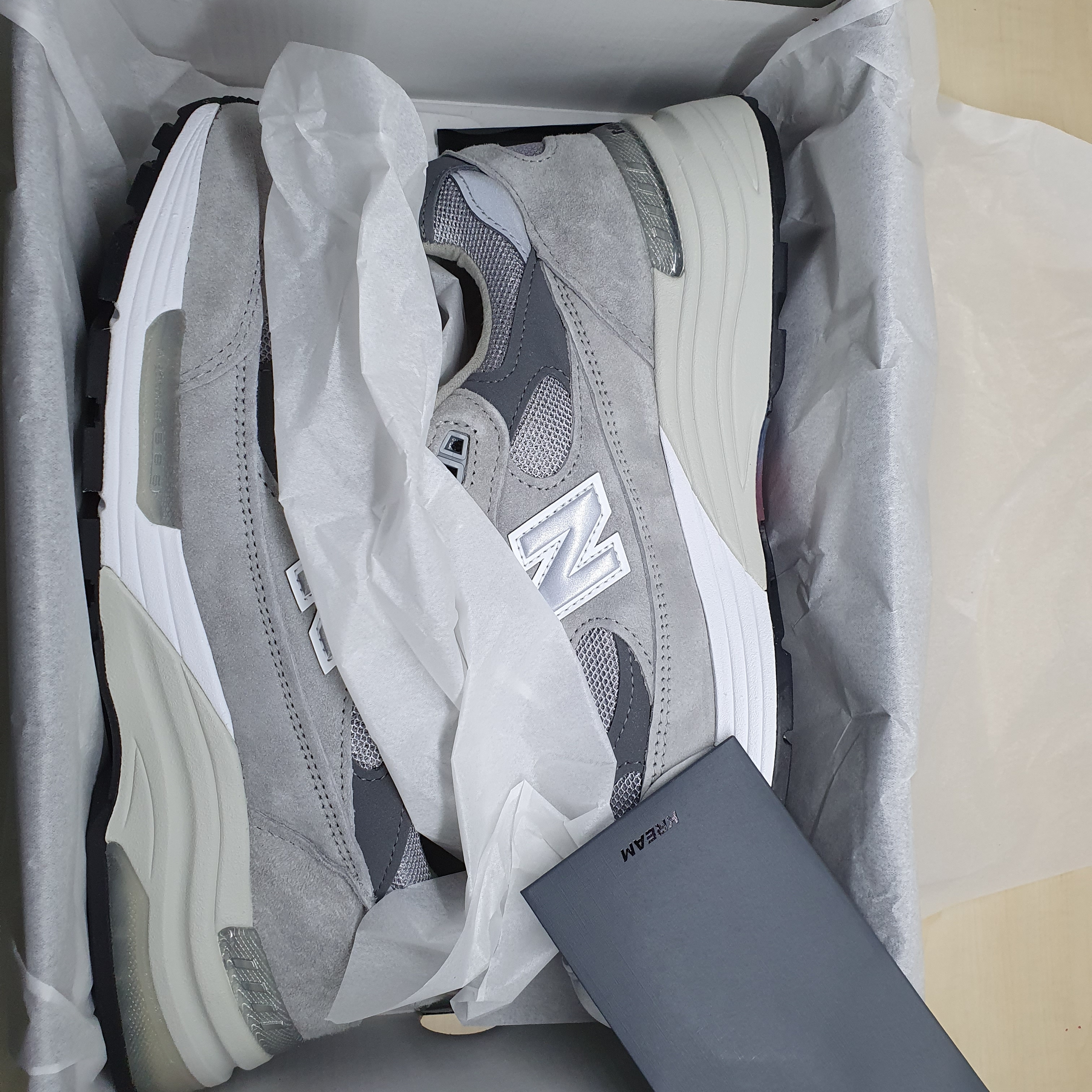 New Balance 992 Made in USA Grey - D Standard 착용 스타일 - 2