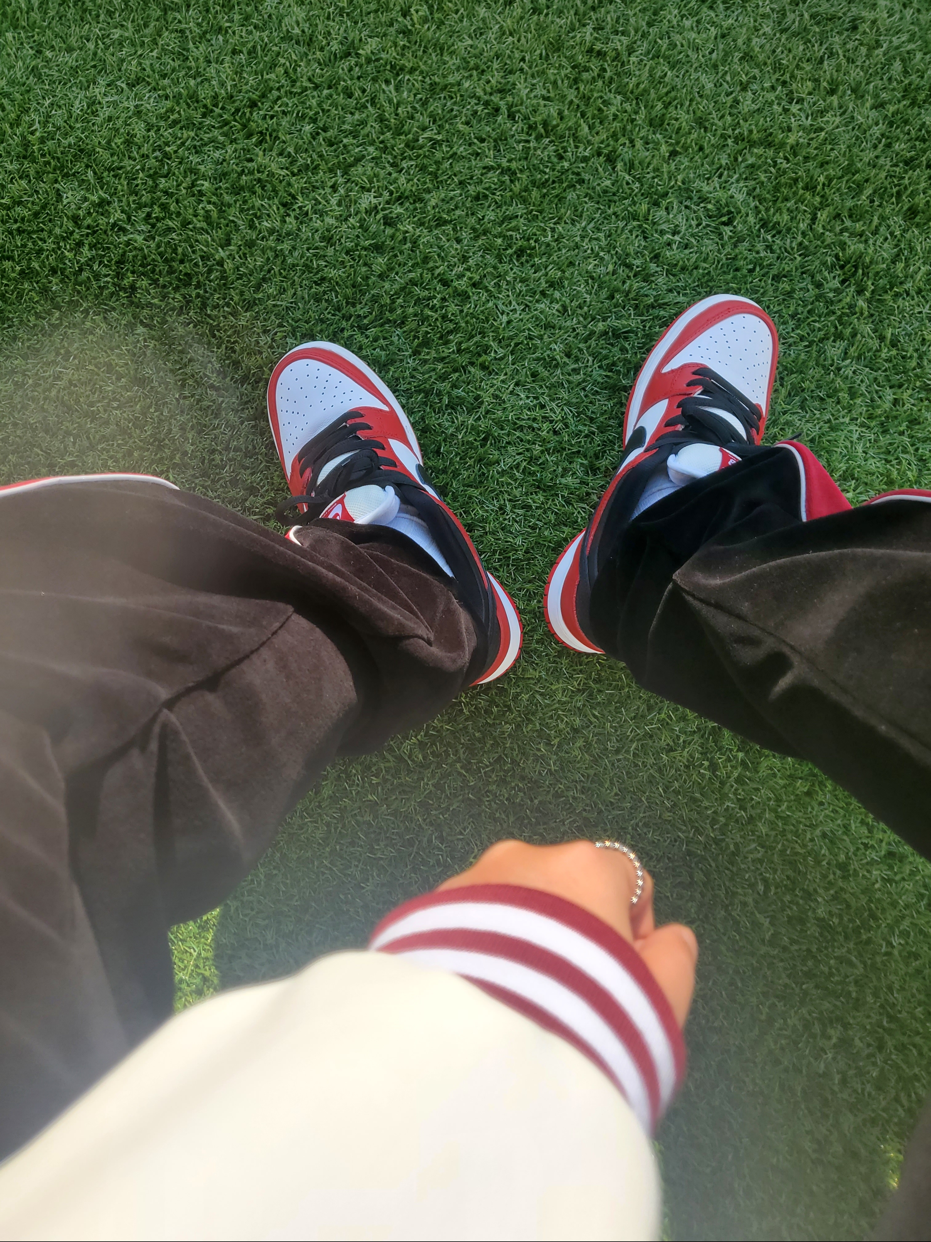 Nike SB Dunk Low Pro Chicago 착용 스타일 - 2