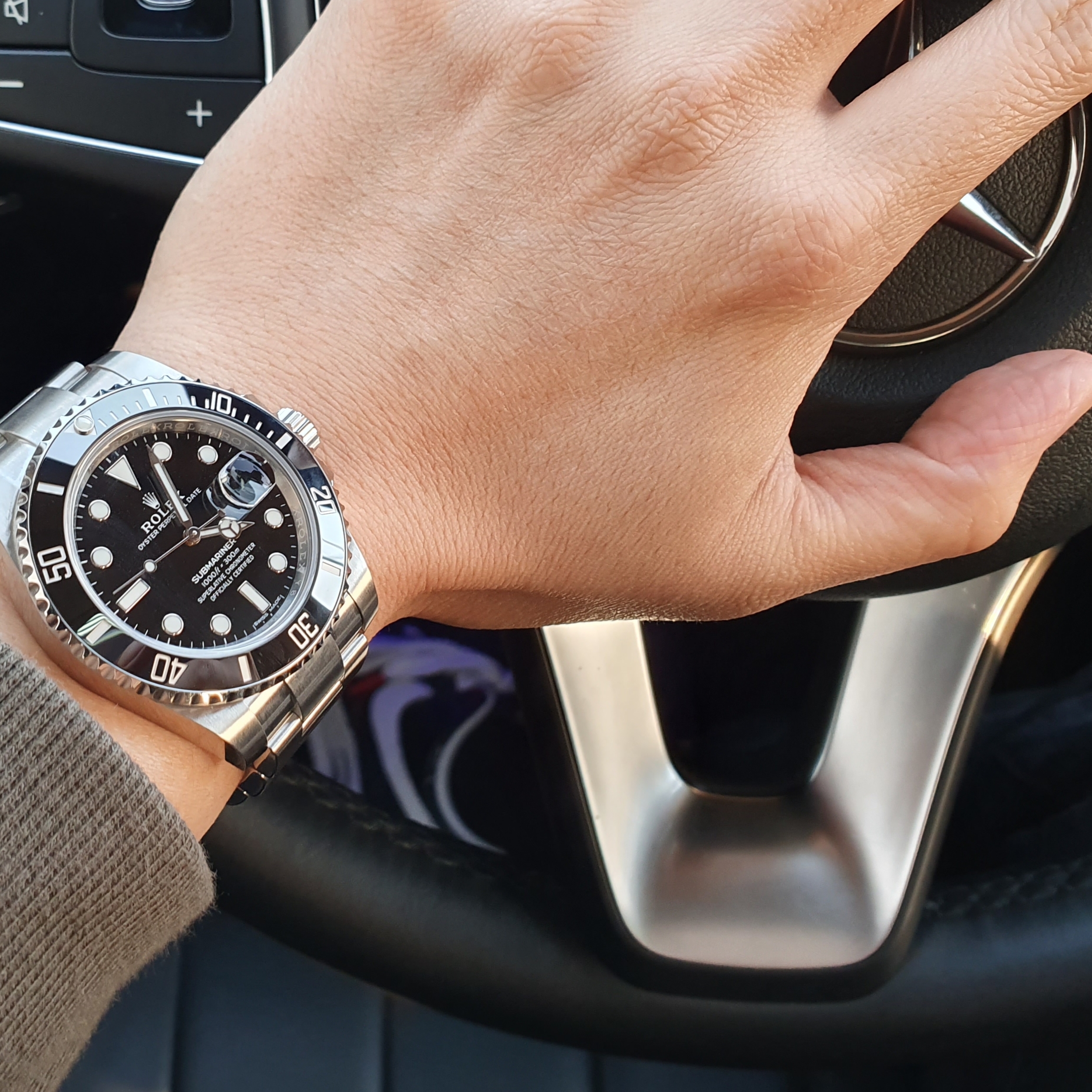Rolex Submariner Date 40mm 116610LN Black Oyster 착용 스타일 - 2