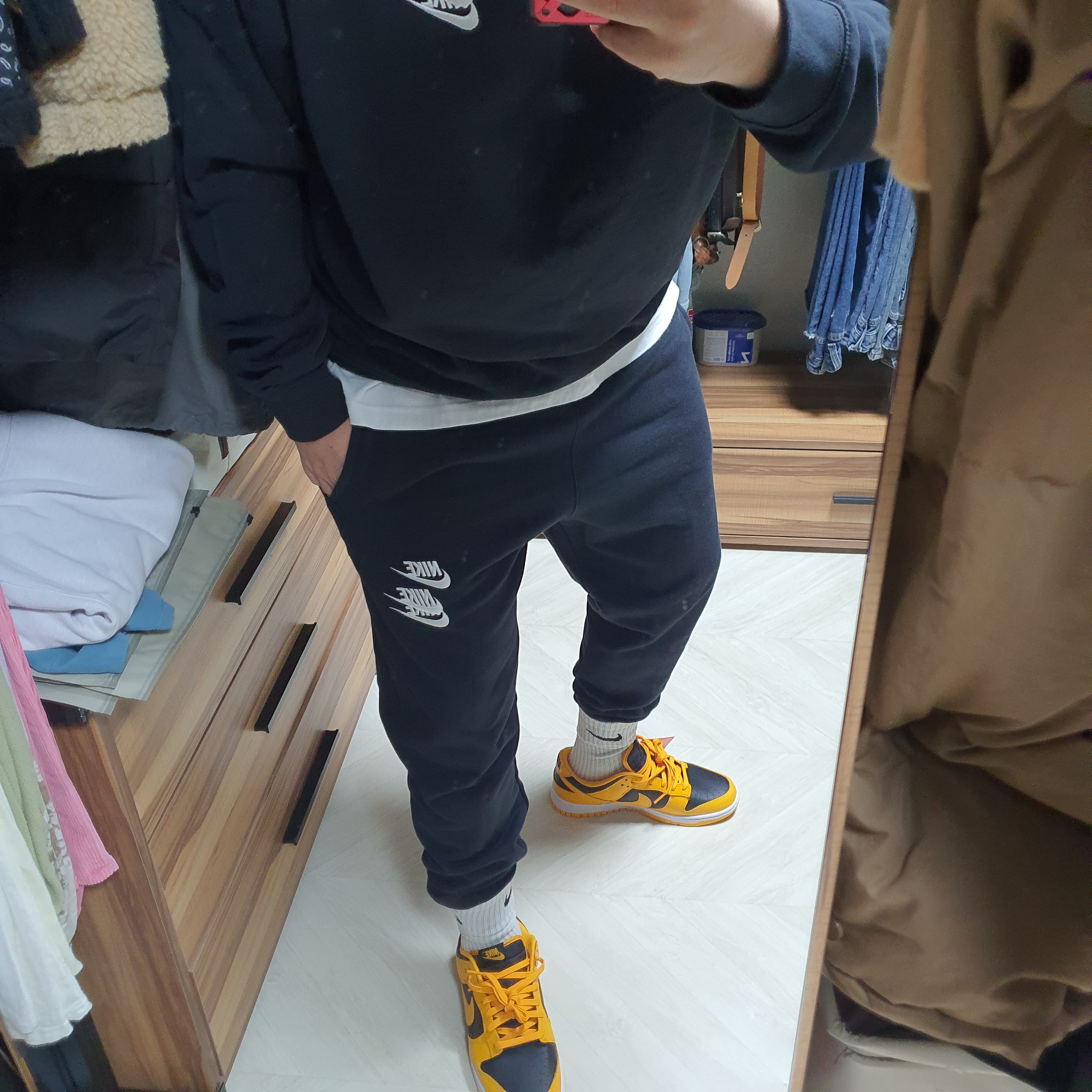 Nike Dunk Low Retro Championship Goldenrod 착용 스타일