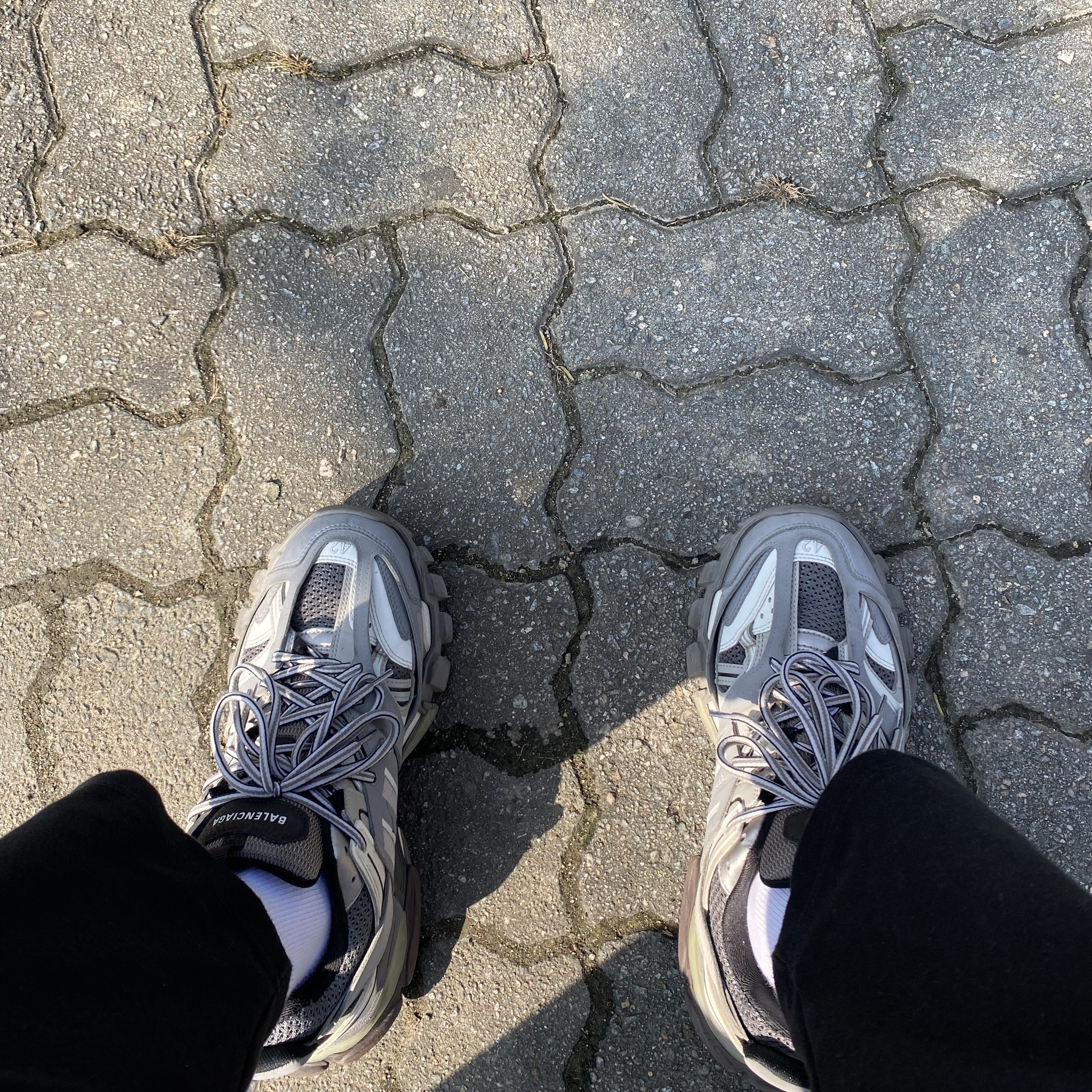 Balenciaga Track Sneakers Grey White 2019 착용 스타일