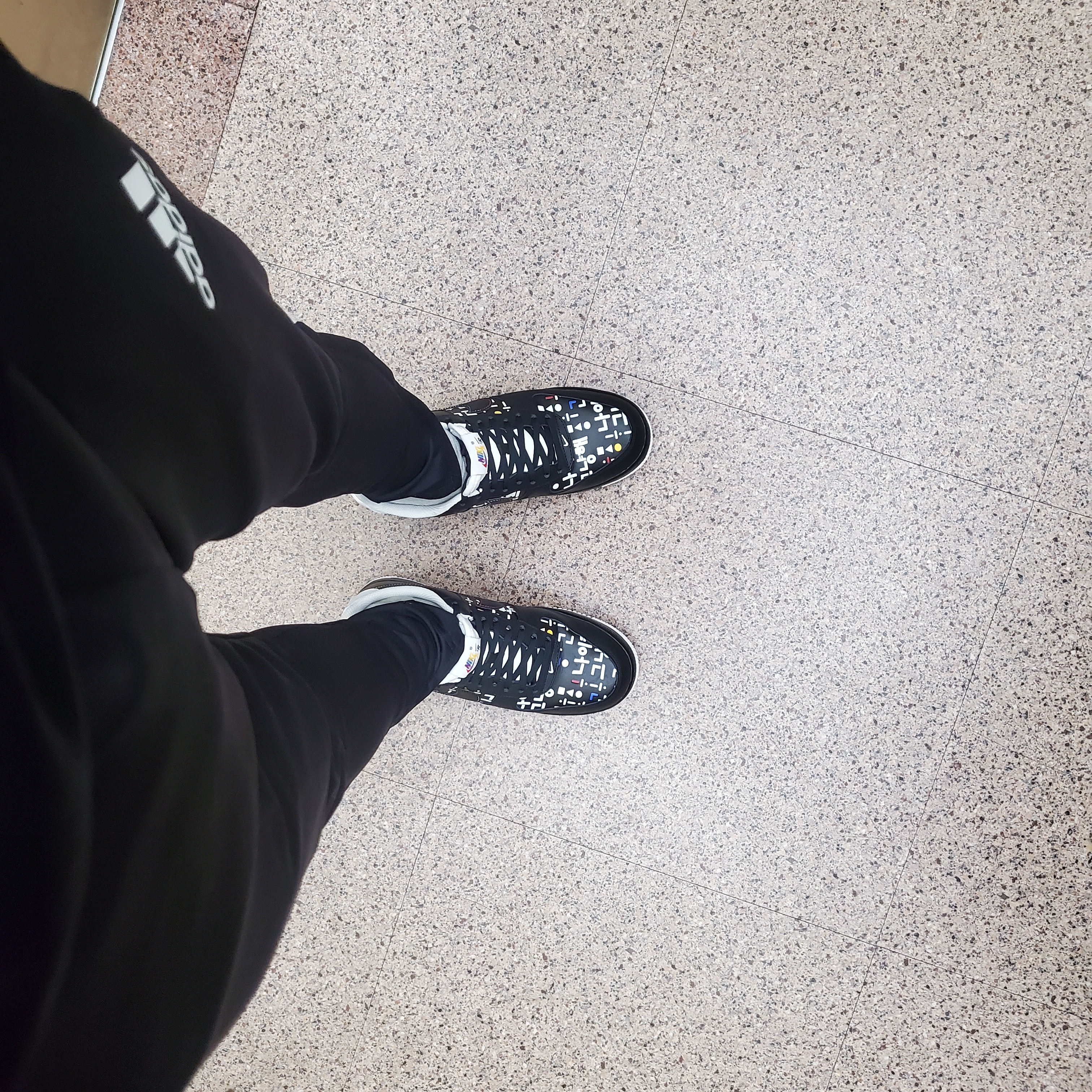 Nike Air Force 1 '07 LV8 Hangul Day 착용 스타일