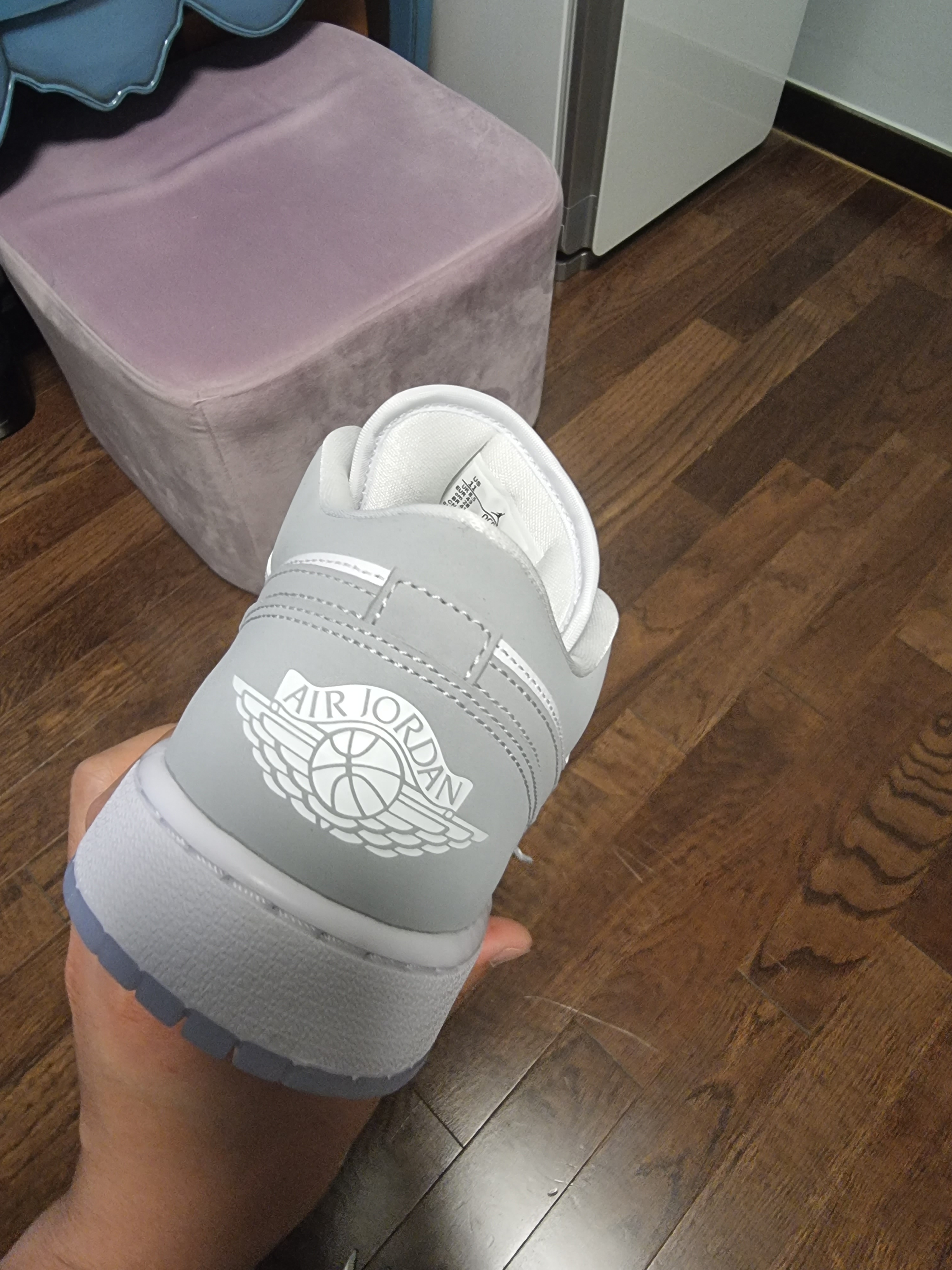 (W) Jordan 1 Low White Wolf Grey 착용 스타일 - 3