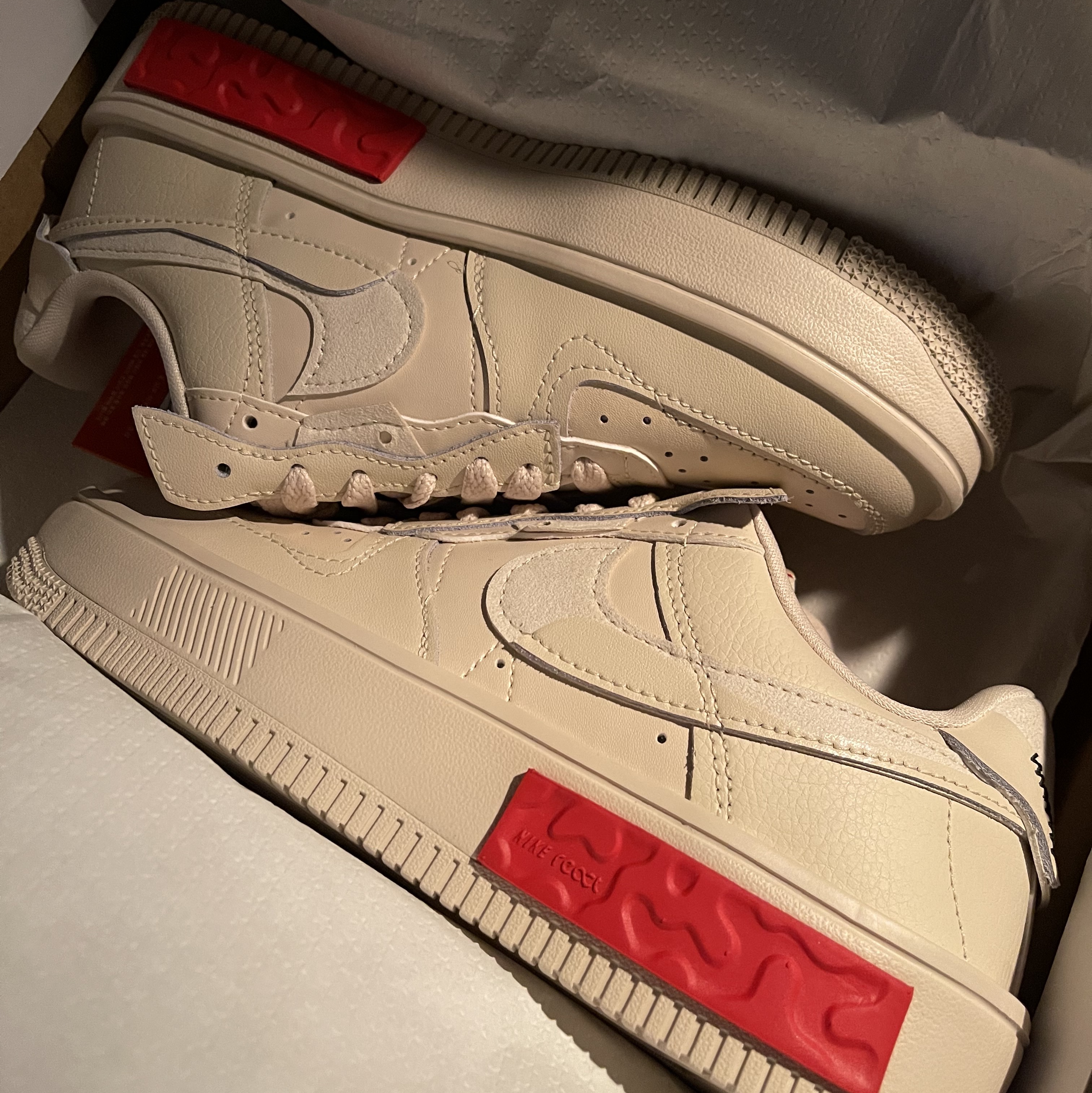 (W) Nike Air Force 1 Fontanka Pearl White 착용 스타일