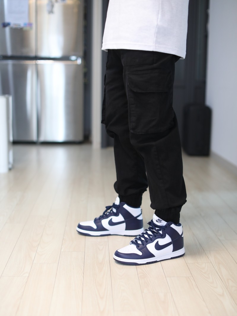 Nike Dunk High Retro Championship Navy 착용 스타일