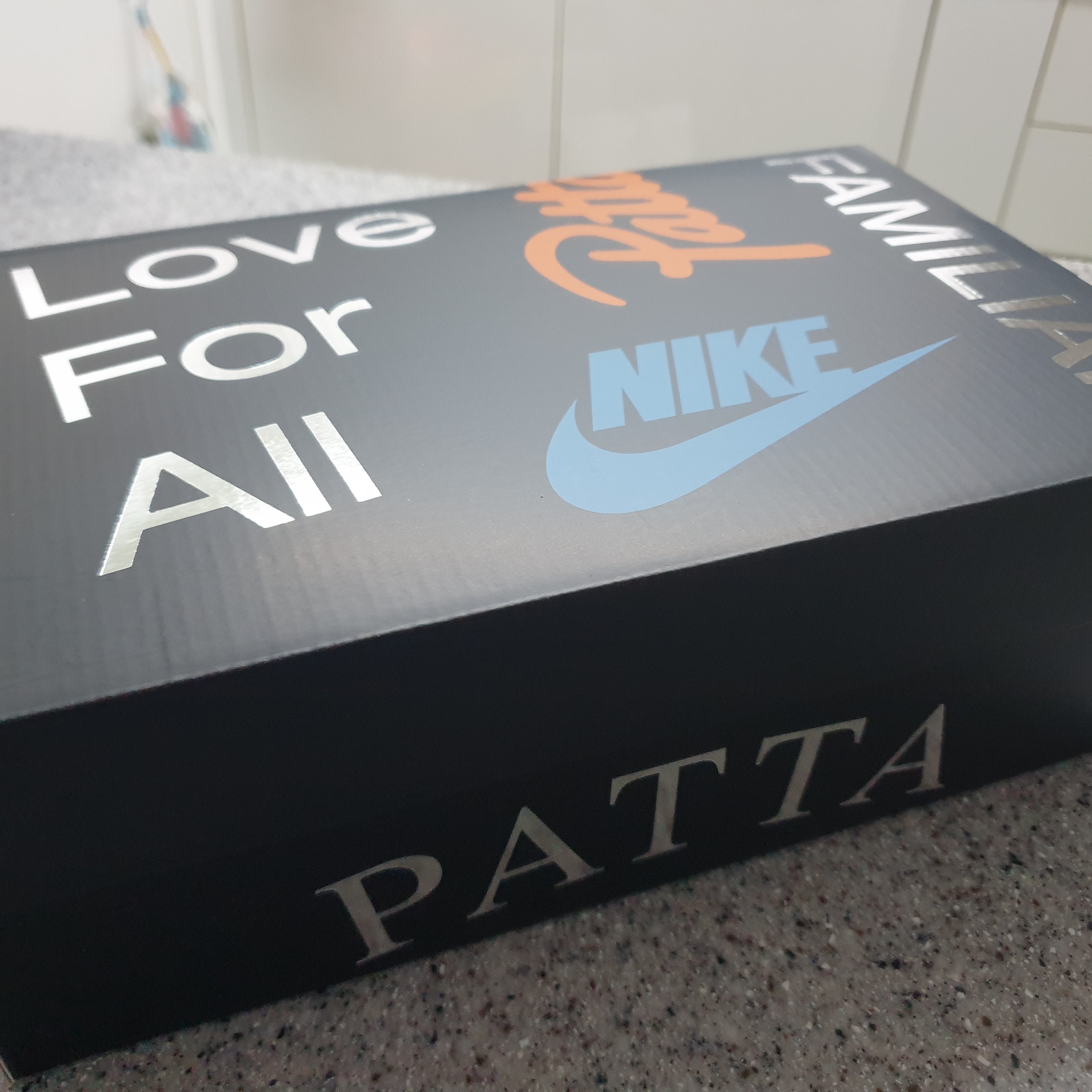 Nike x Patta Air Max 1 Monarch 착용 스타일 - 1