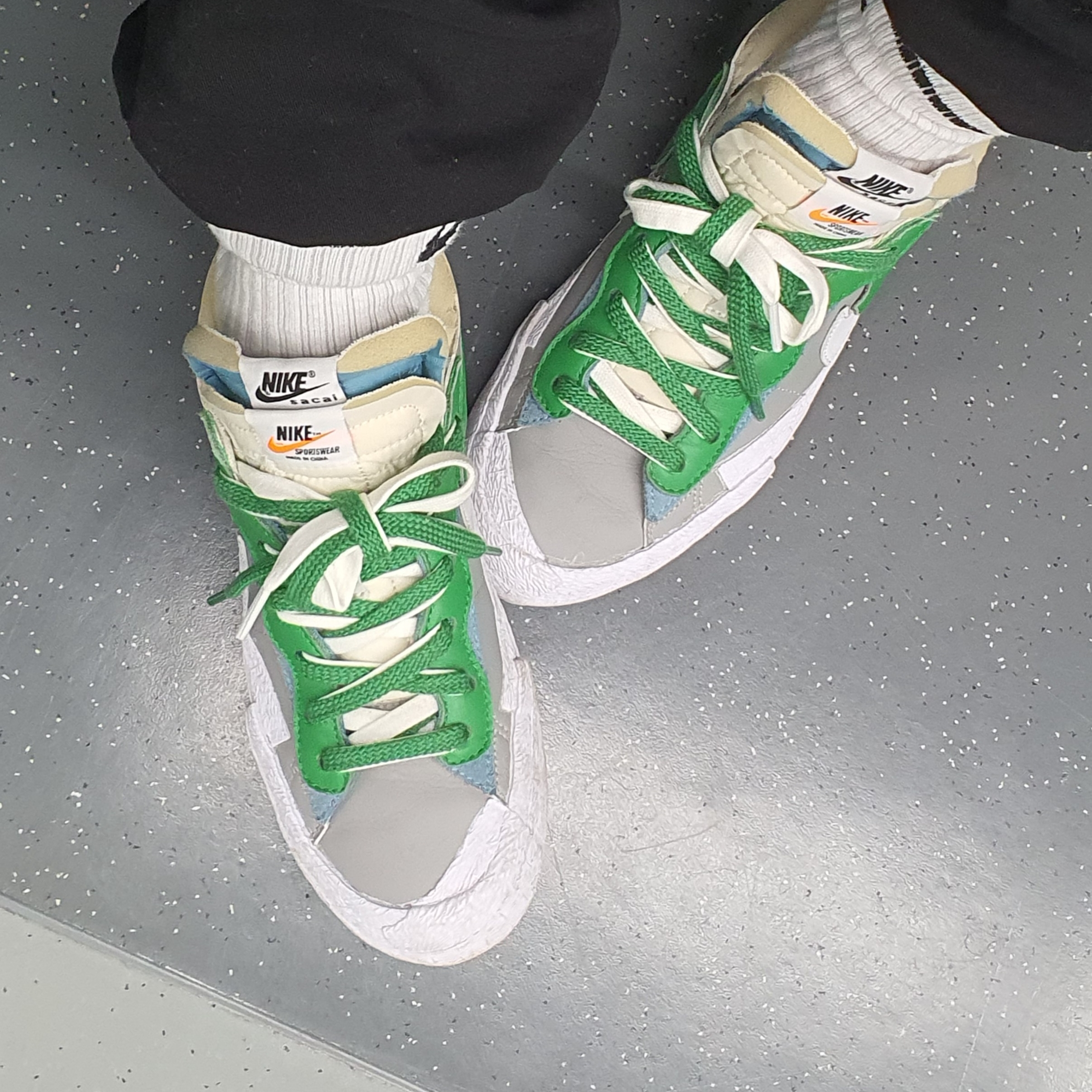 Nike x Sacai Blazer Low Classic Green 착용 스타일