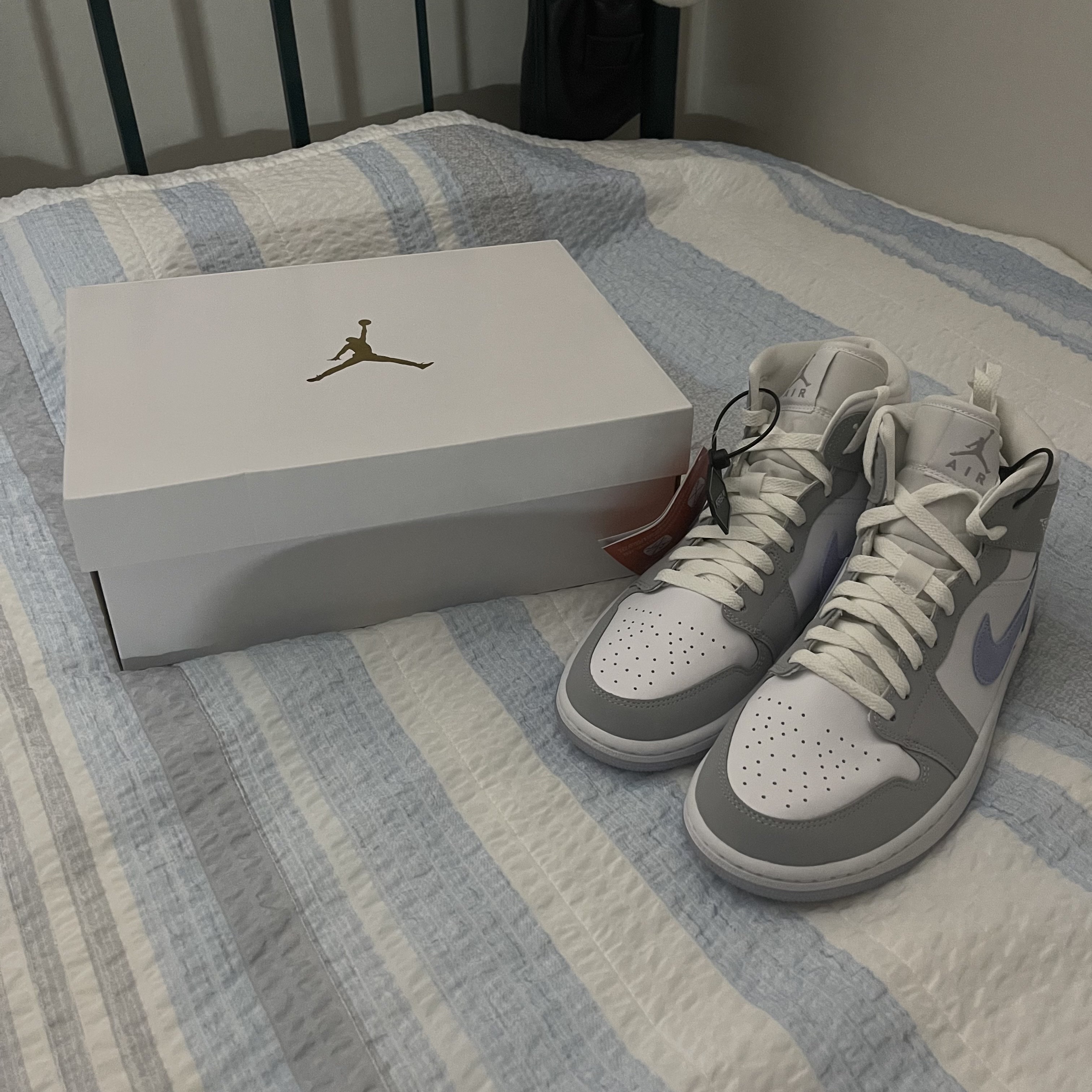 (W) Jordan 1 Mid Wolf Grey 착용 스타일 - 2