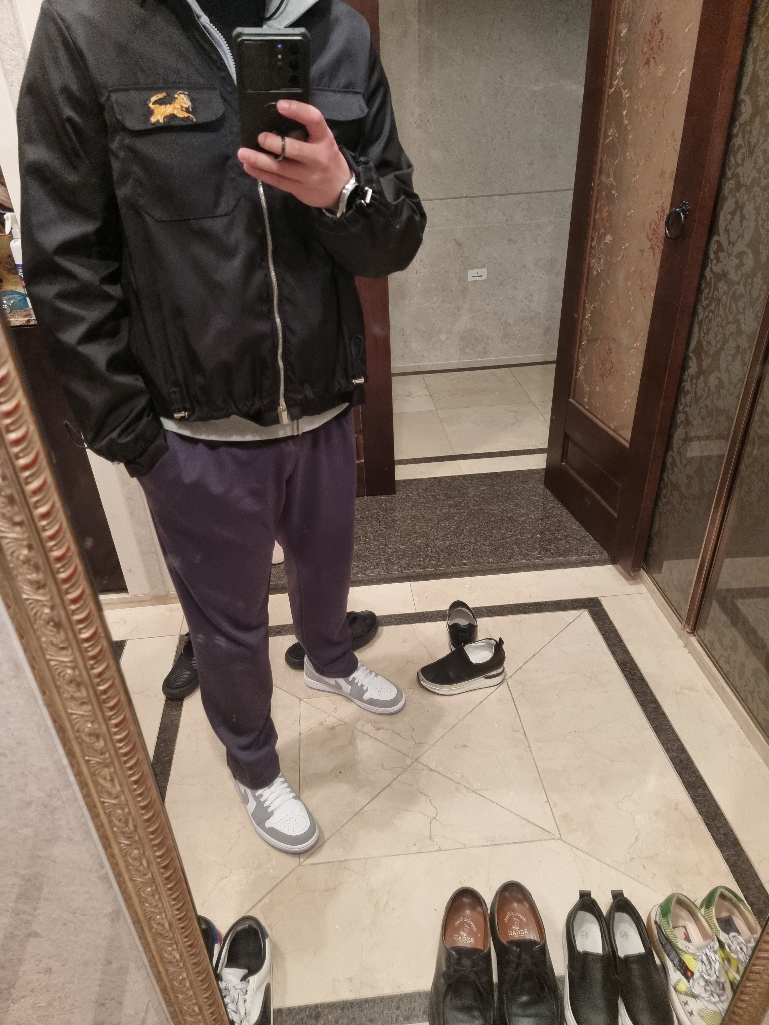 (W) Jordan 1 Low White Wolf Grey 착용 스타일 - 1