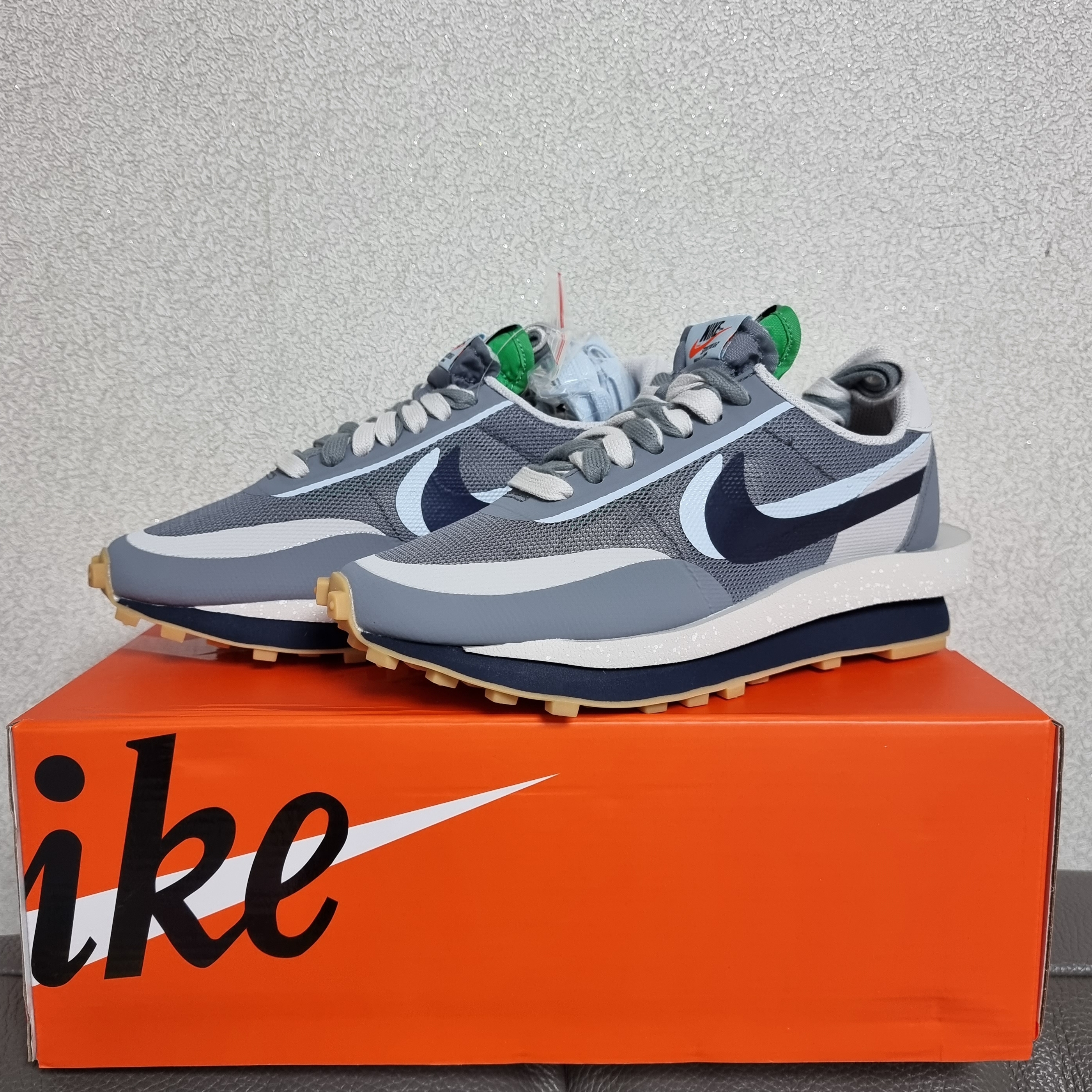 Nike x Sacai x Clot LDWaffle Cool Grey 착용 스타일 - 2