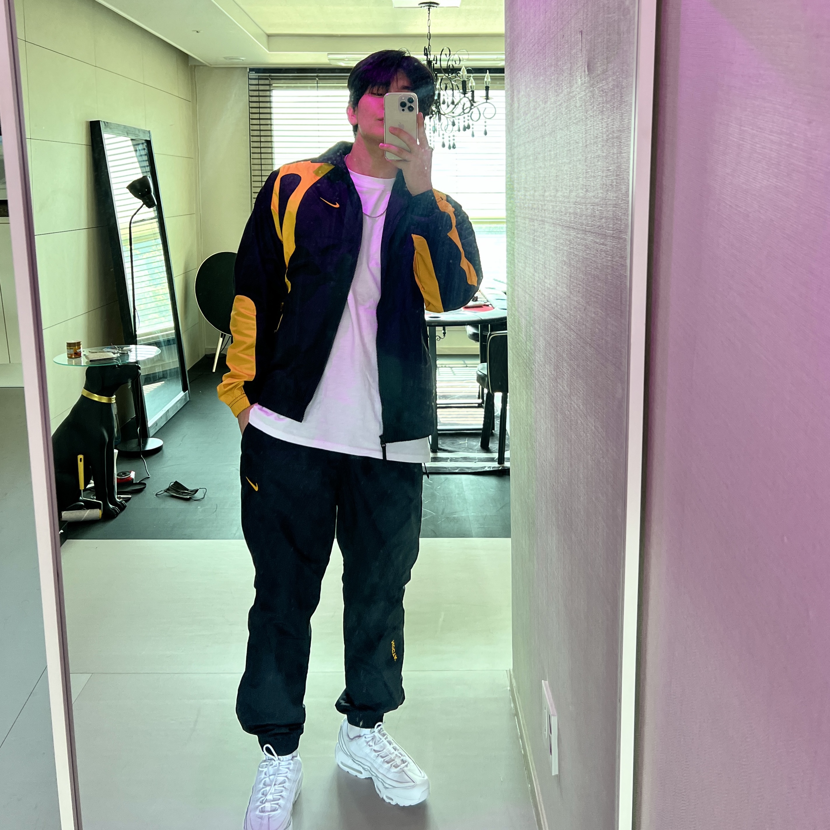 Nike x Drake Nocta Essential Track Jacket - US/EU, Nike Air Max 95 Essential Triple White 착용 스타일
