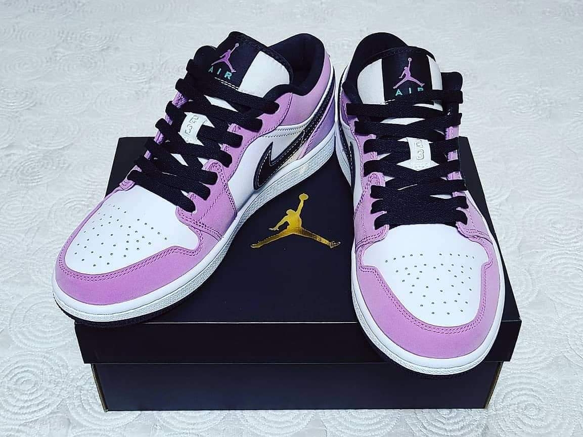 Jordan 1 Low SE Violet Shock 착용 스타일 - 3