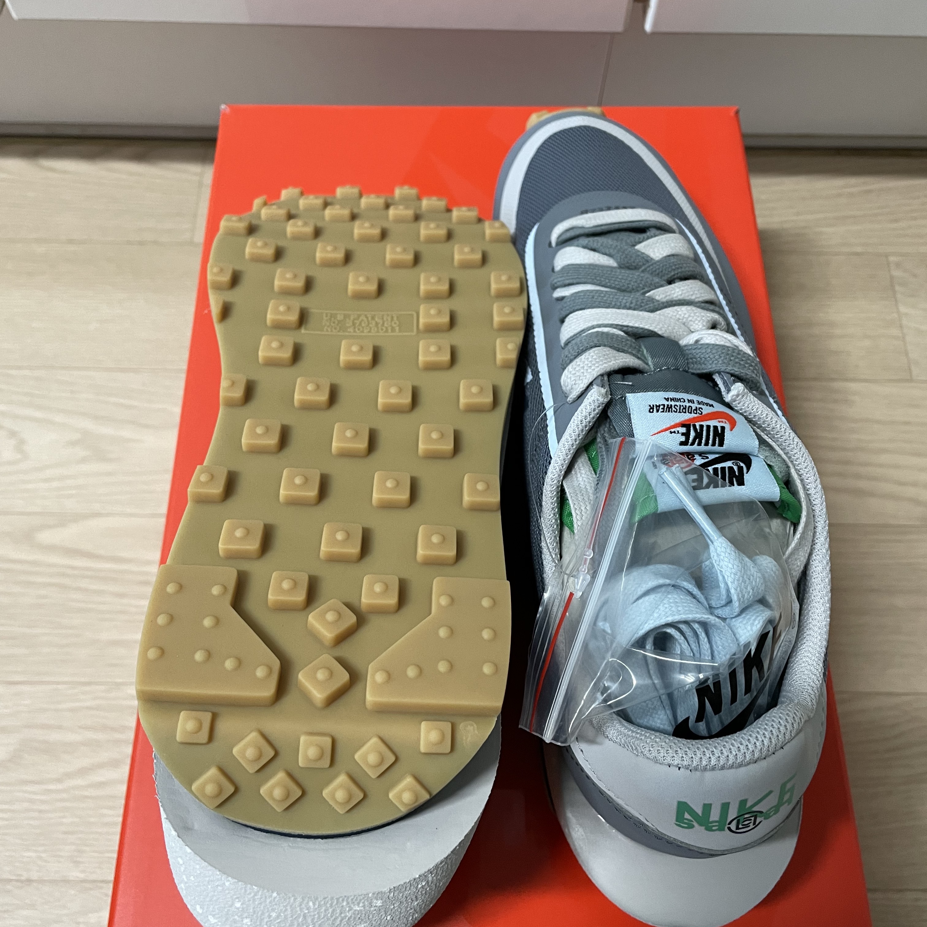 Nike x Sacai x Clot LDWaffle Cool Grey 착용 스타일 - 3