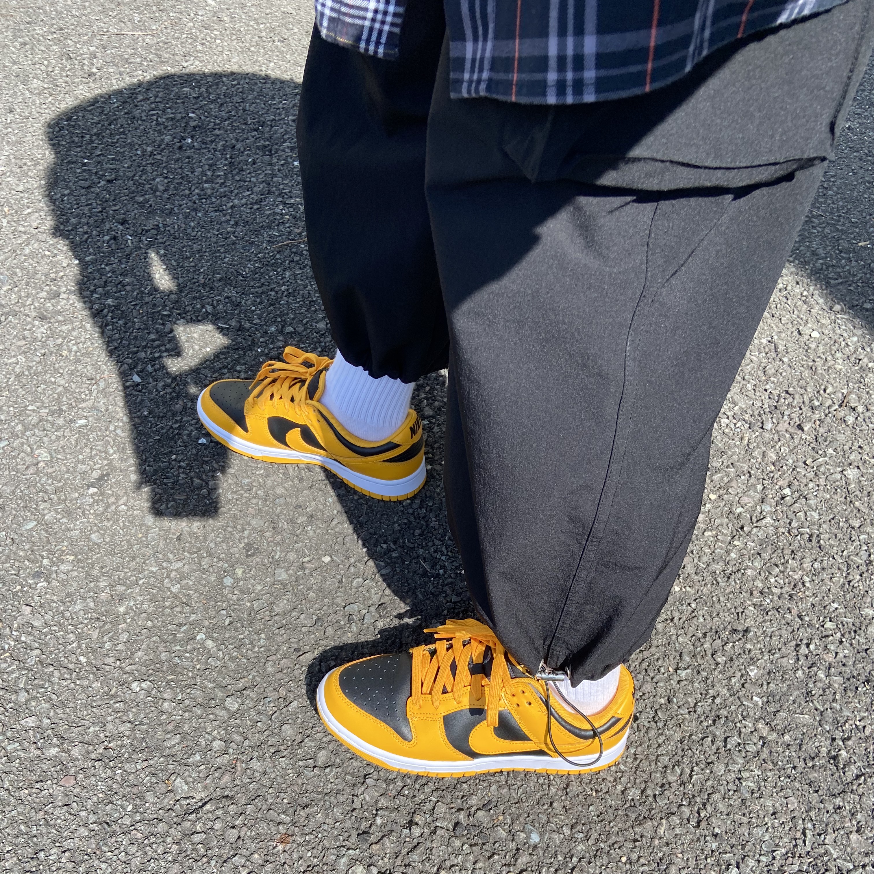 Nike Dunk Low Retro Championship Goldenrod 착용 스타일