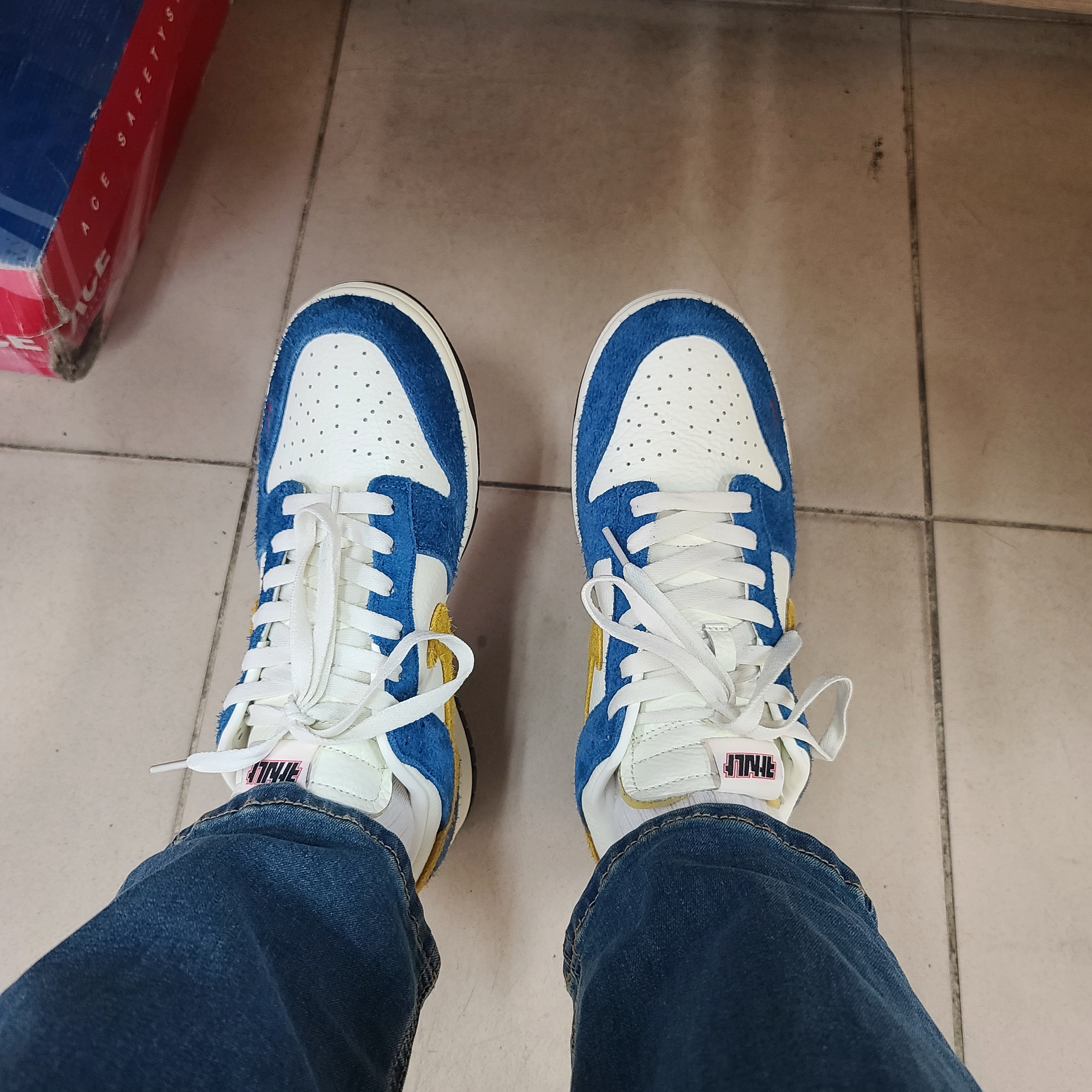 Nike x Kasina Dunk Low 80's Bus 착용 스타일 - 2
