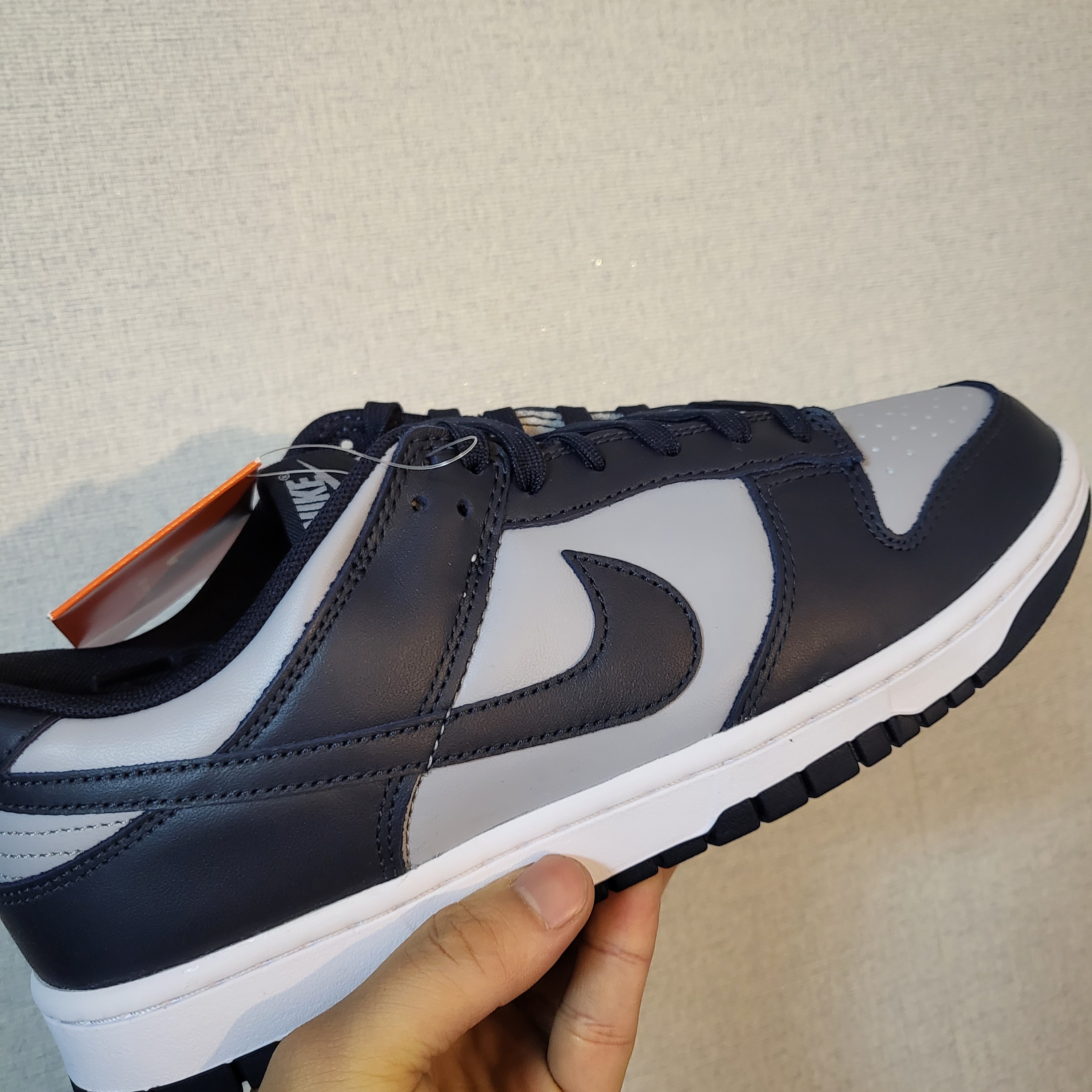 Nike Dunk Low Retro Championship Grey 착용 스타일
