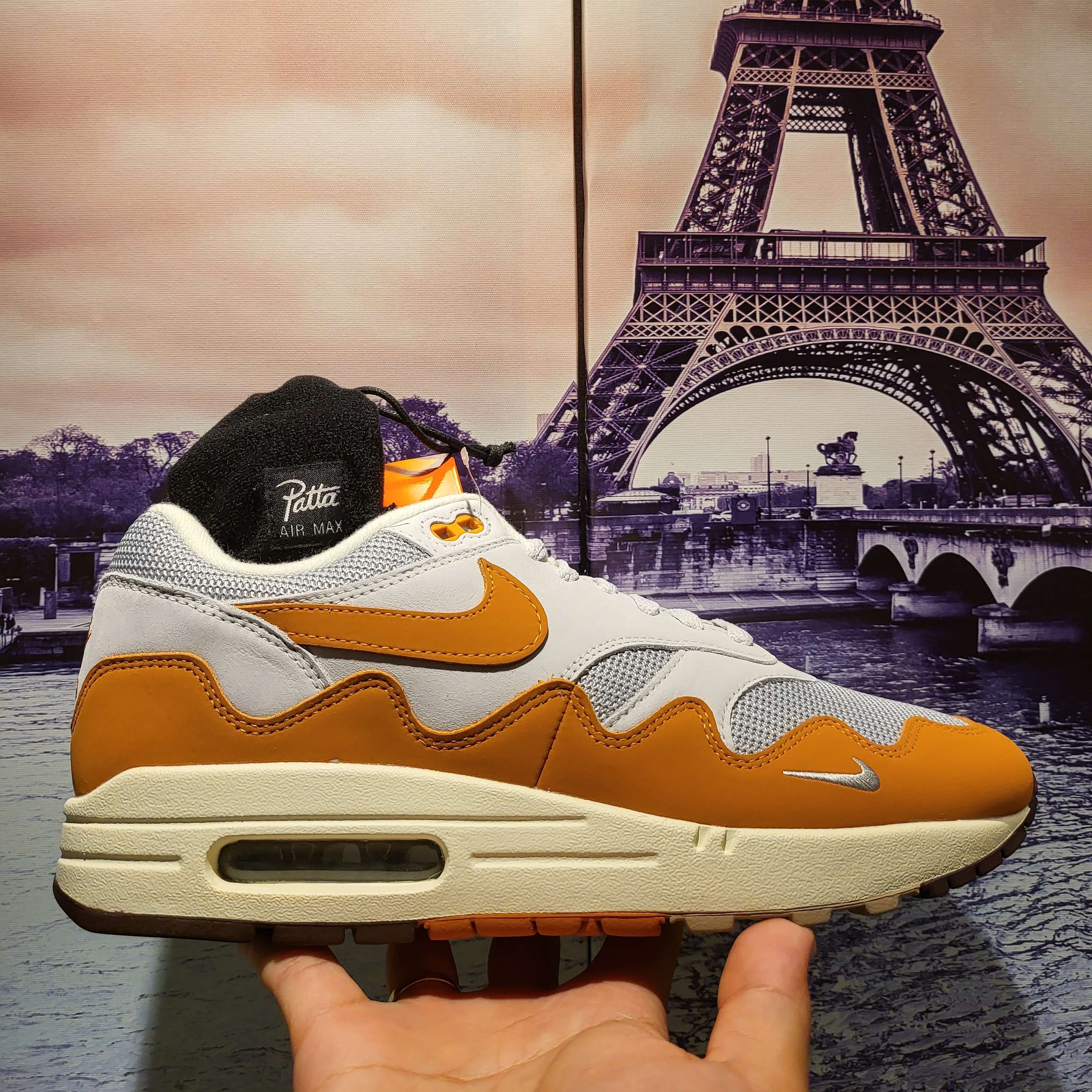 Nike x Patta Air Max 1 Monarch 착용 스타일 - 5