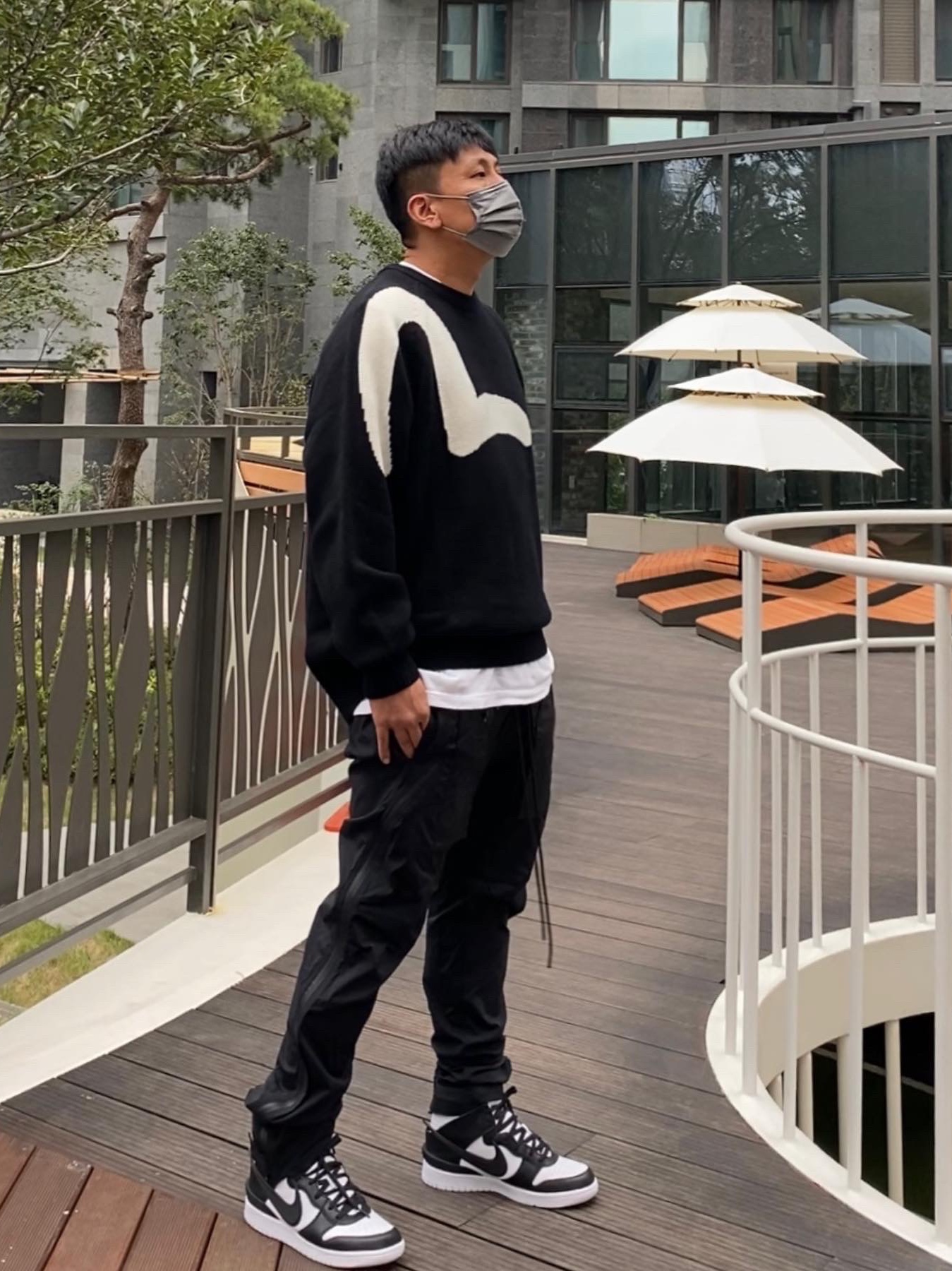 Palace x Evisu Seagull Knit Black - 21FW, Nike x Ambush Dunk High Black 착용 스타일 - 2