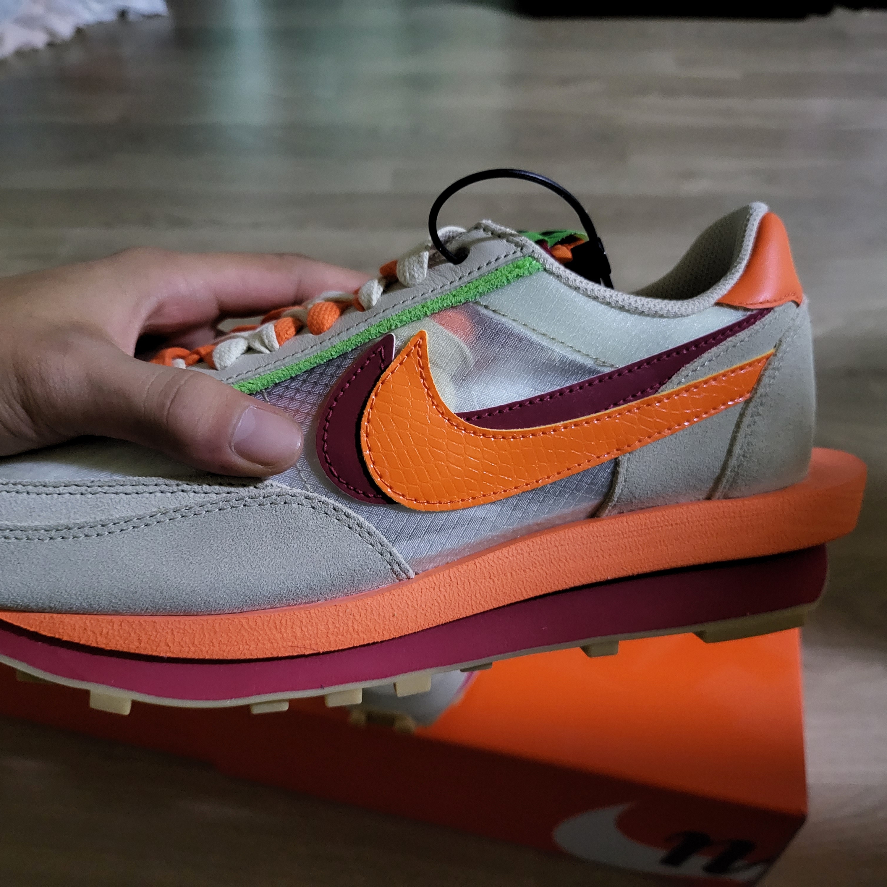 Nike x Sacai x Clot LDWaffle Orange Blaze 착용 스타일 - 4