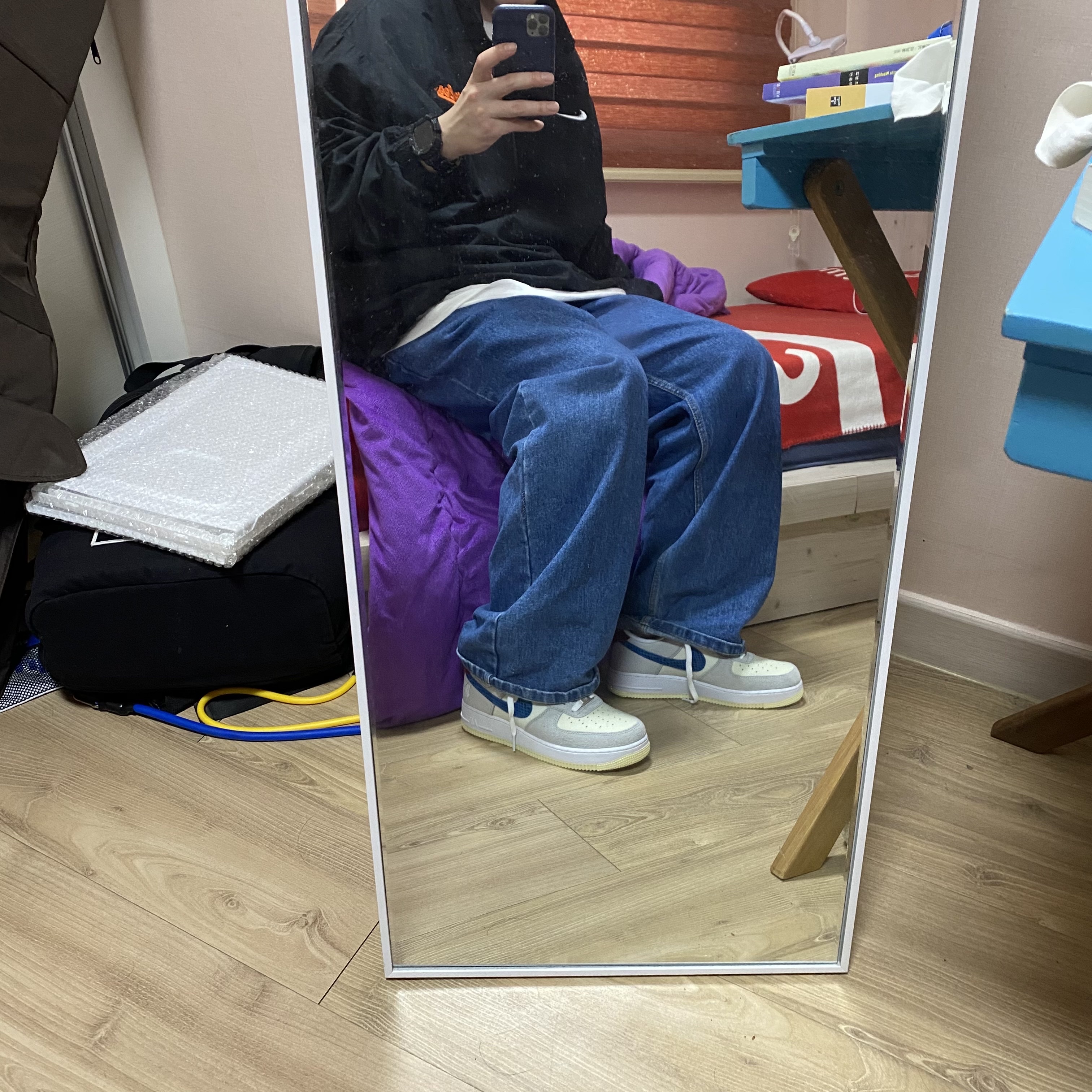 Nike x Undefeated Air Force 1 Low SP 5 On It 착용 스타일 - 1
