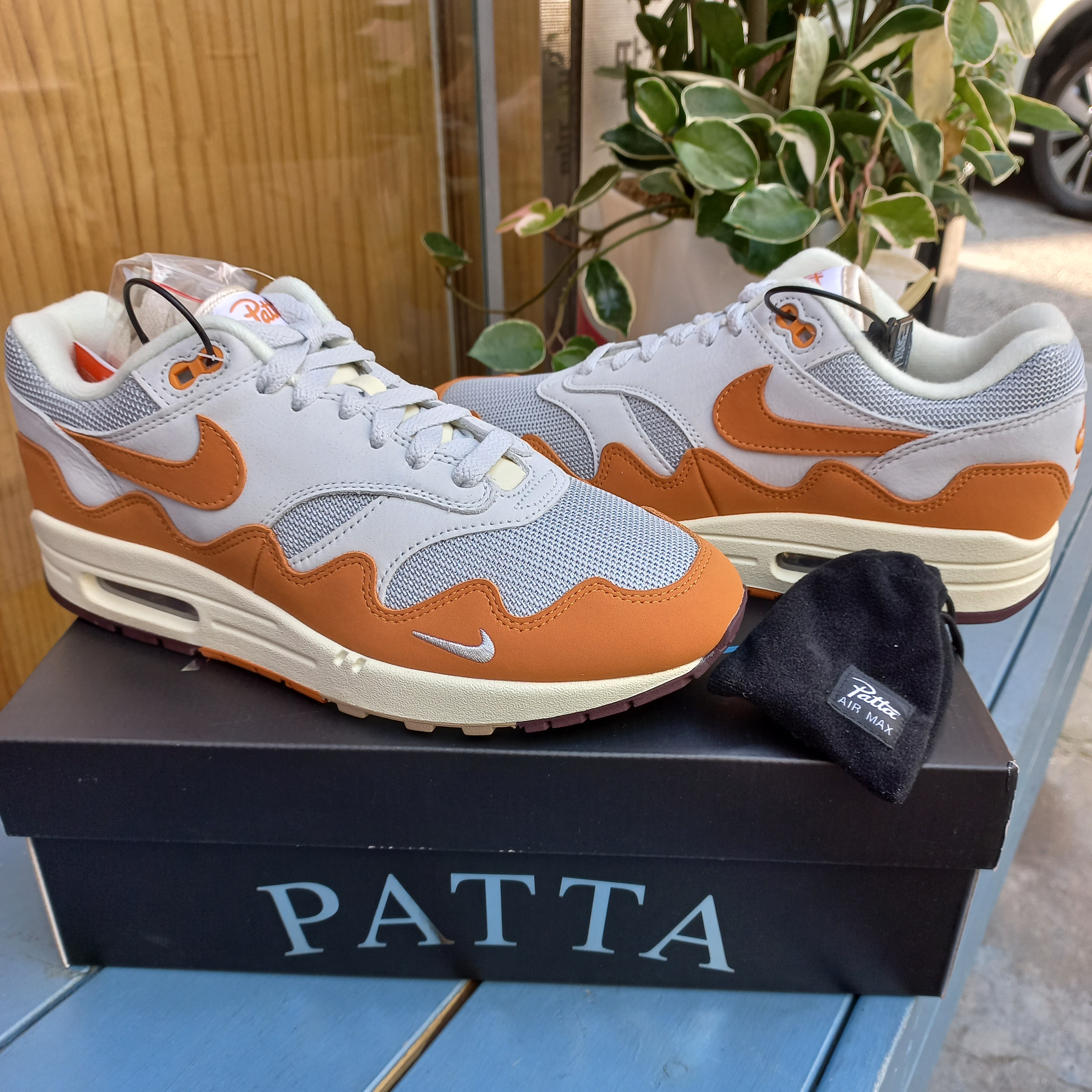 Nike x Undefeated Air Force 1 Low SP 5 On It Court Blue, Nike x Patta Air Max 1 Monarch 착용 스타일 - 4