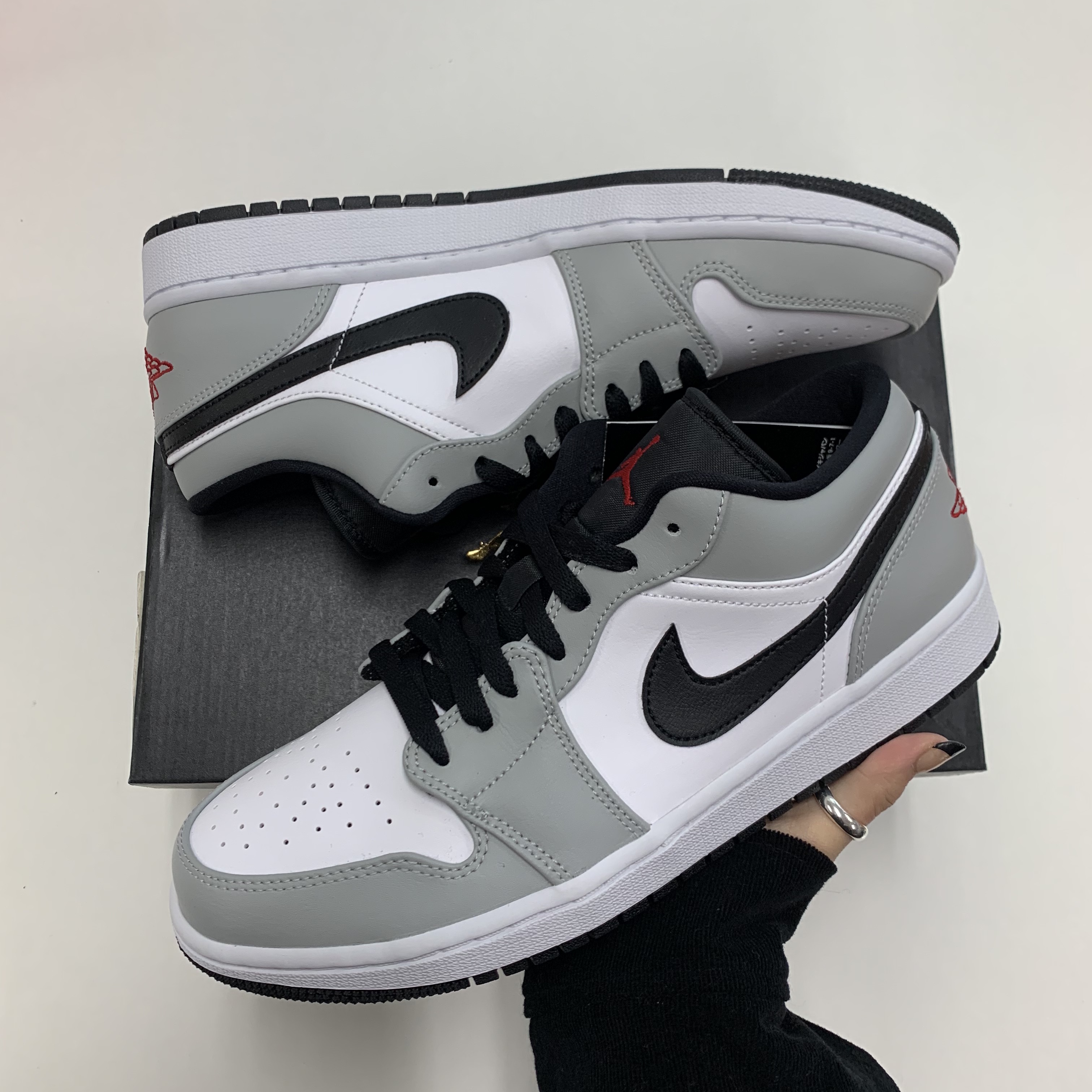 Jordan 1 Low Light Smoke Grey 착용 스타일 - 1