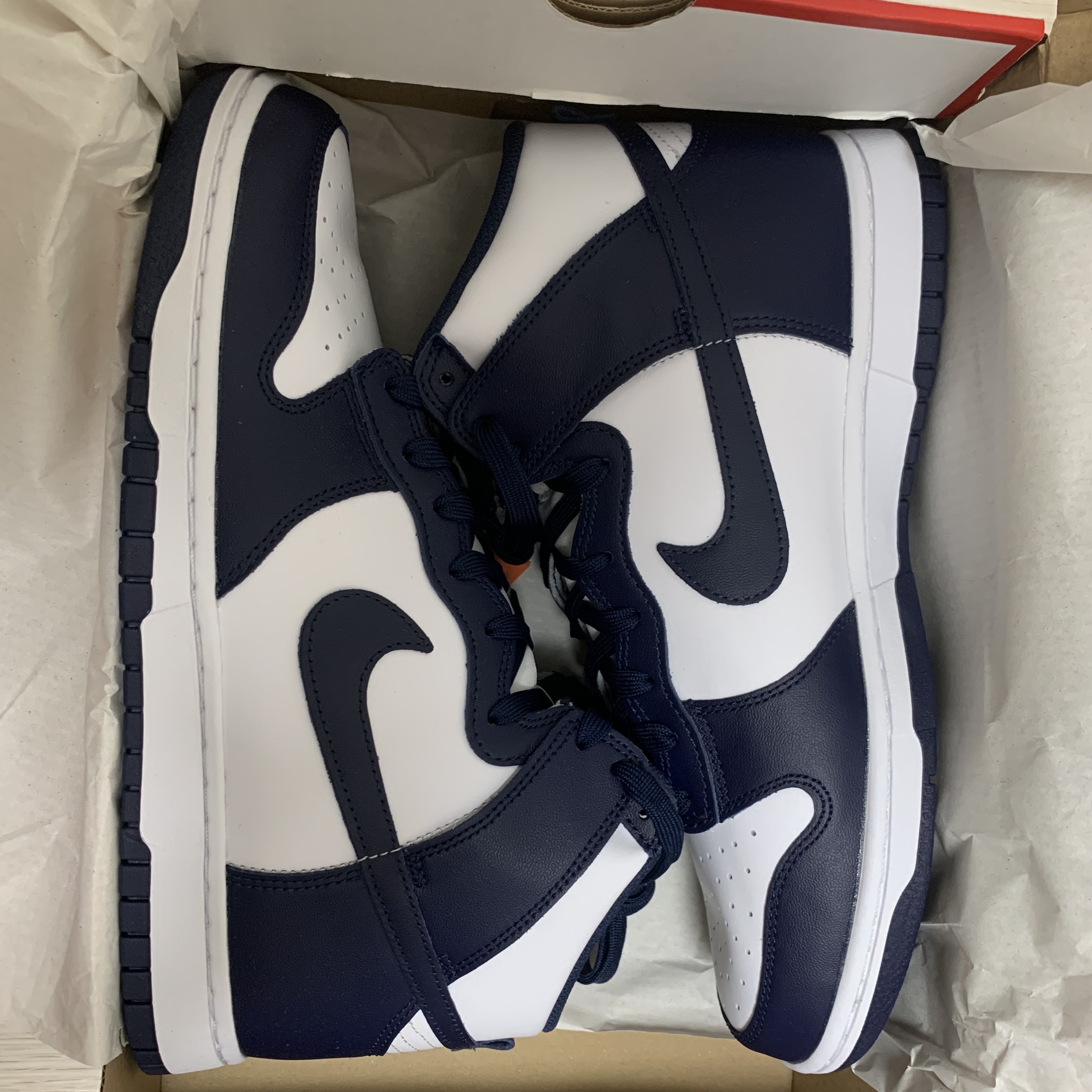 Nike Dunk High Retro Championship Navy 착용 스타일 - 2