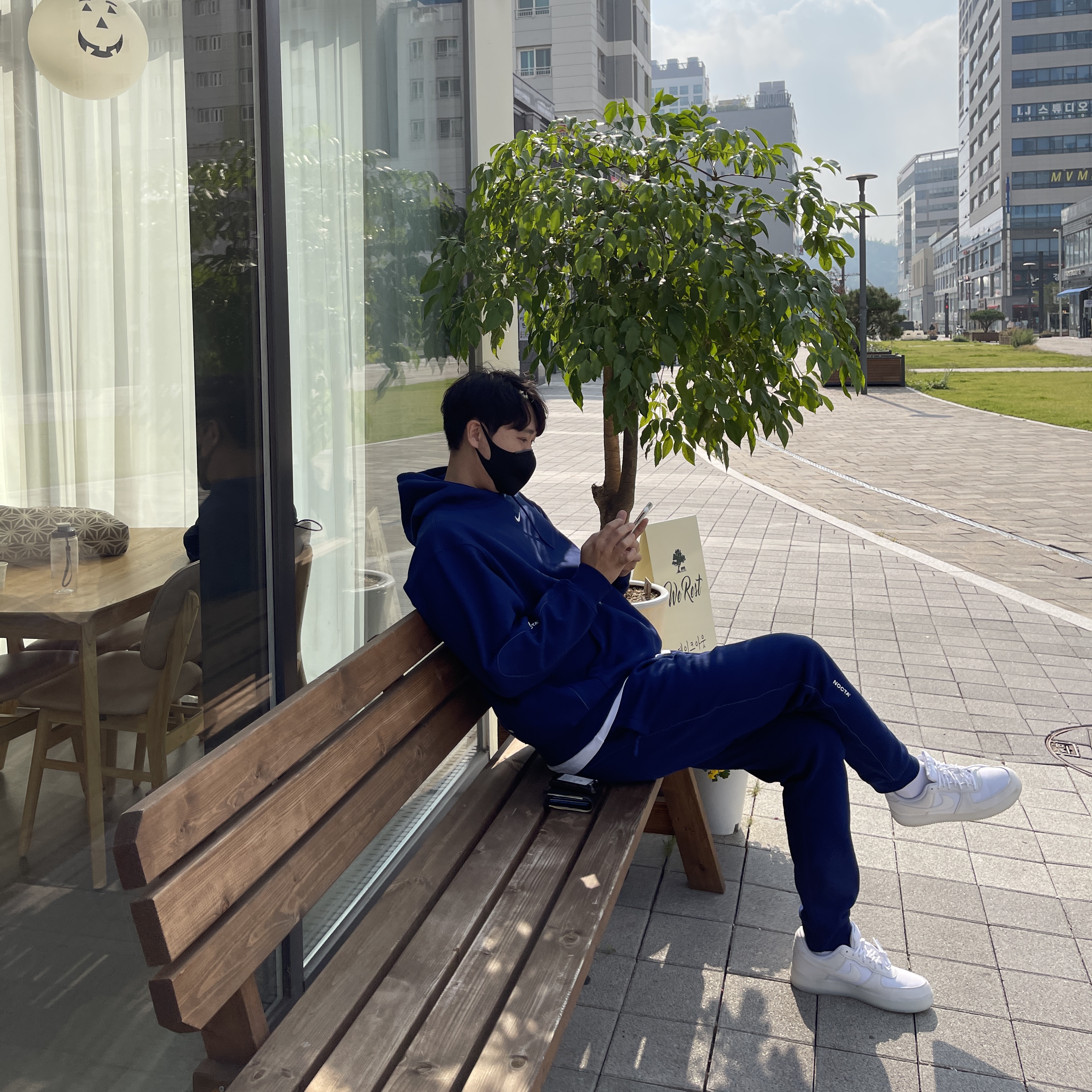 Nike x Drake Nocta Cardinal Stock Essential Fleece Pants Navy - US/EU, Nike Air Force 1 Low Gore-Tex Summer Shower 착용 스타일 - 2